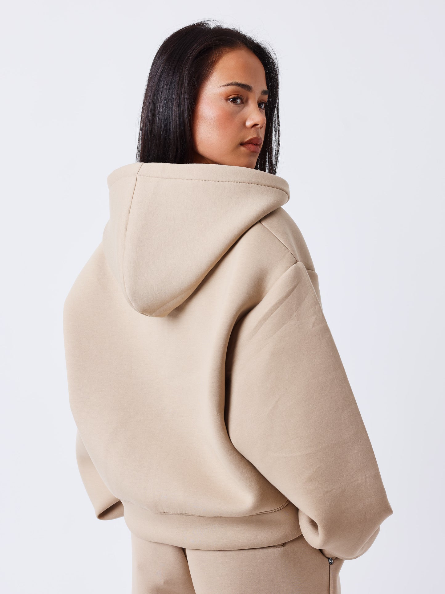 Sweat com capuz e zíper em neoprene