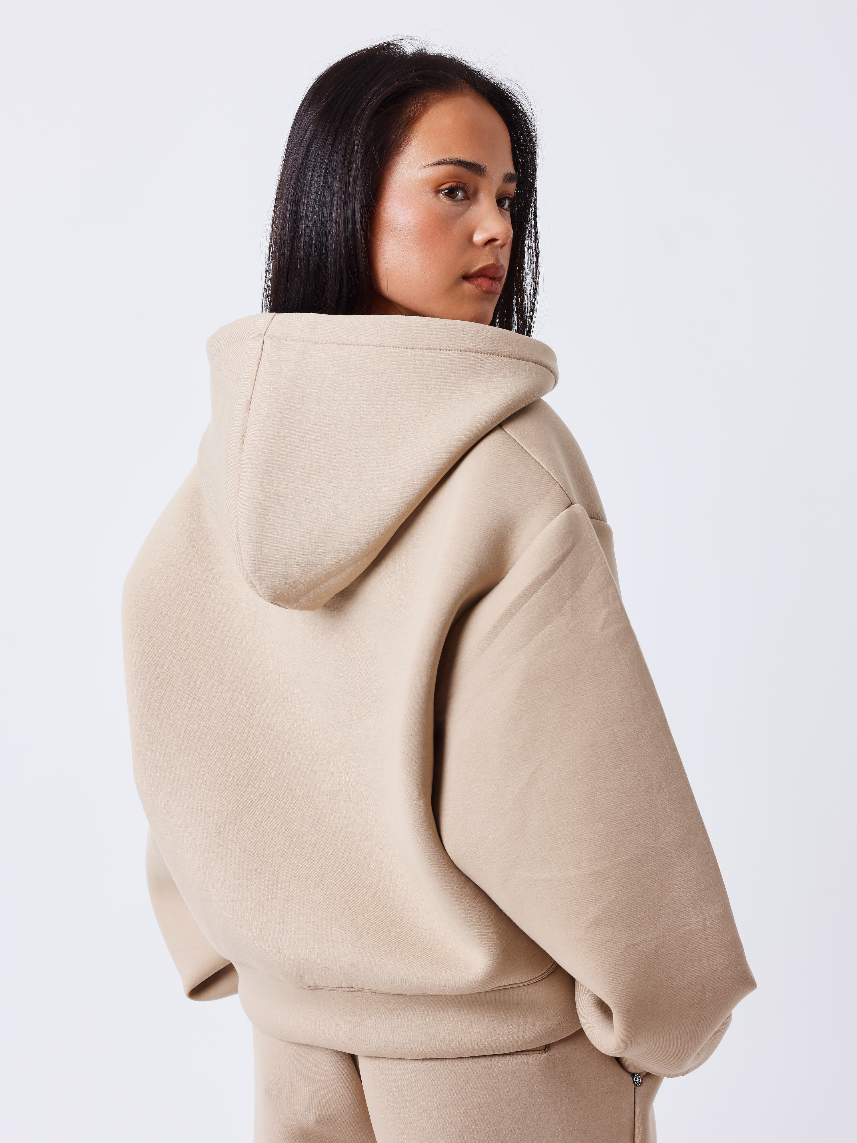 Sweat com capuz e zíper em neoprene-2