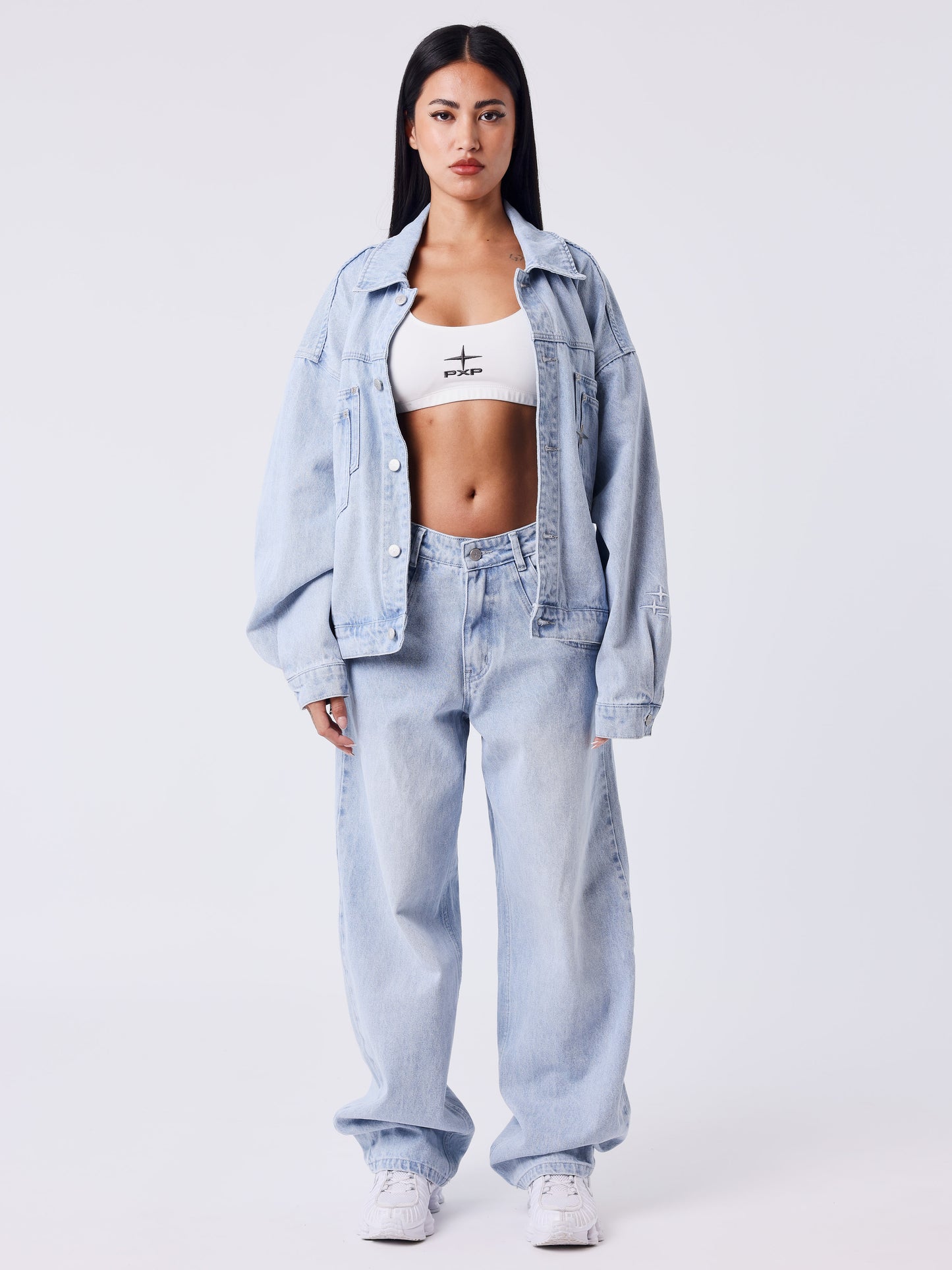 Jeans barrel in denim blu slavato