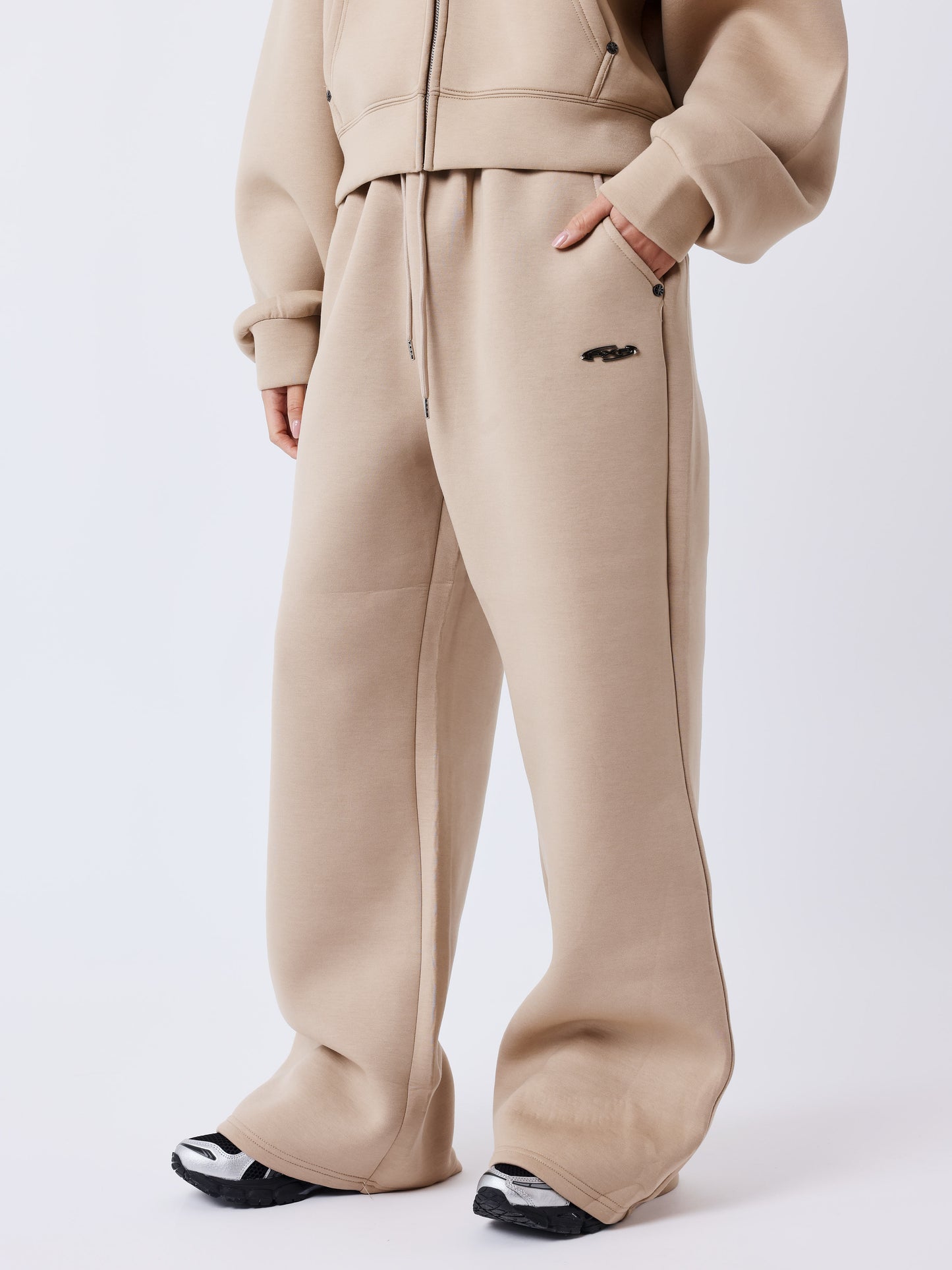 Calça de Jogging em Neoprene