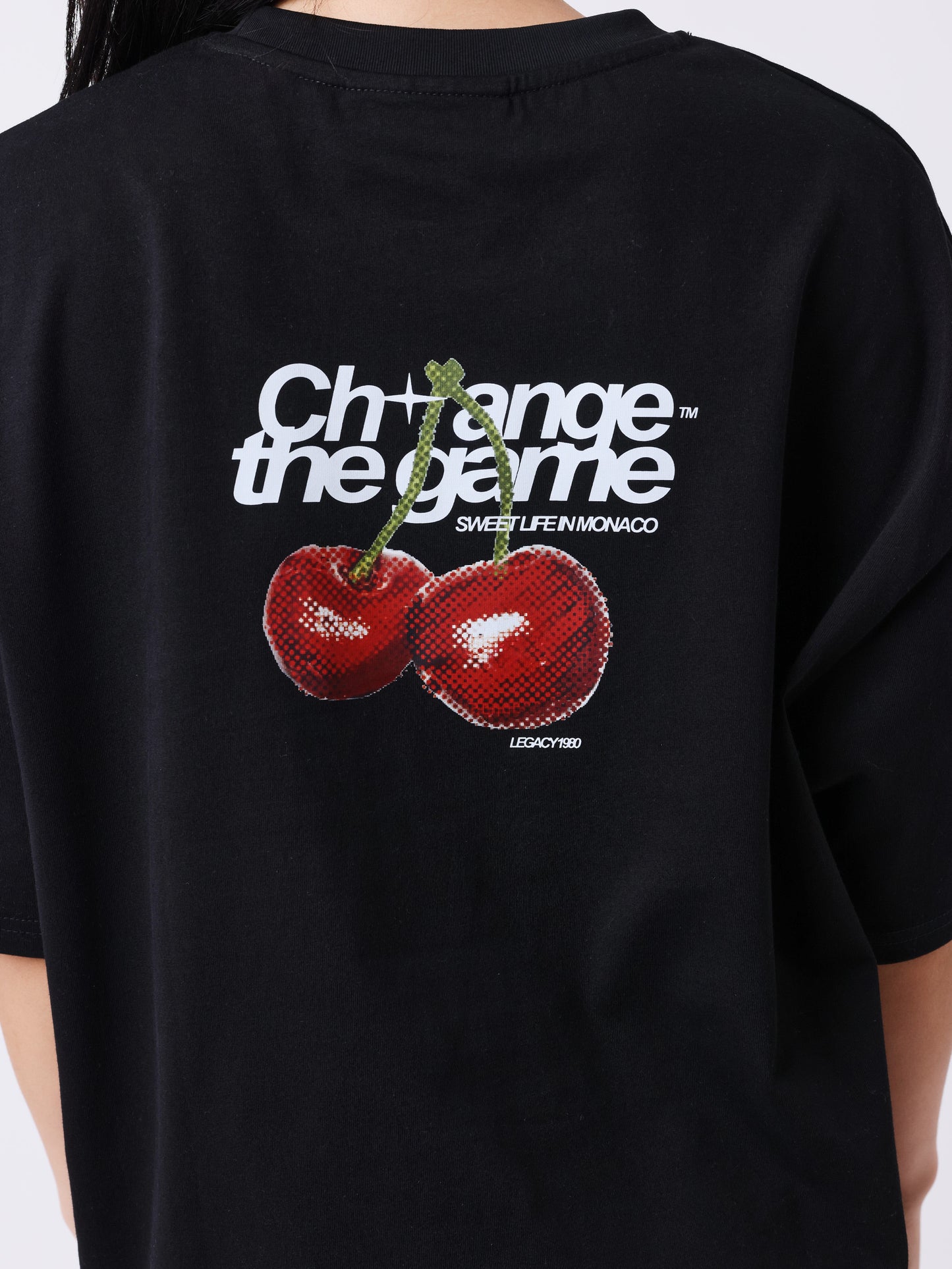 T-Shirt mit Kirschenprint vorne und hinten