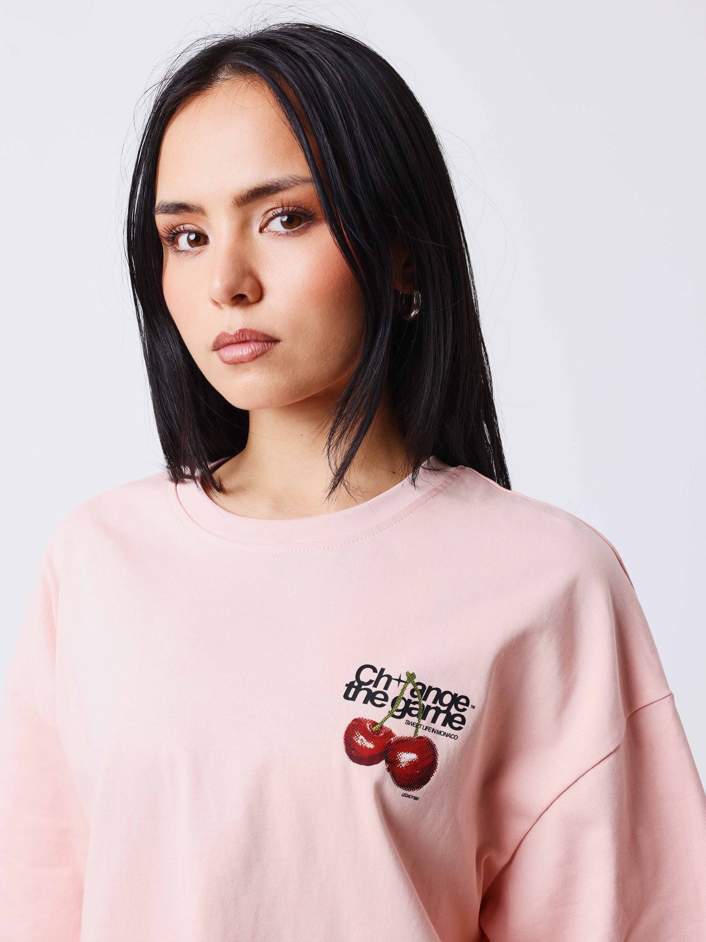 T-shirt stampato con ciliegie davanti e dietro