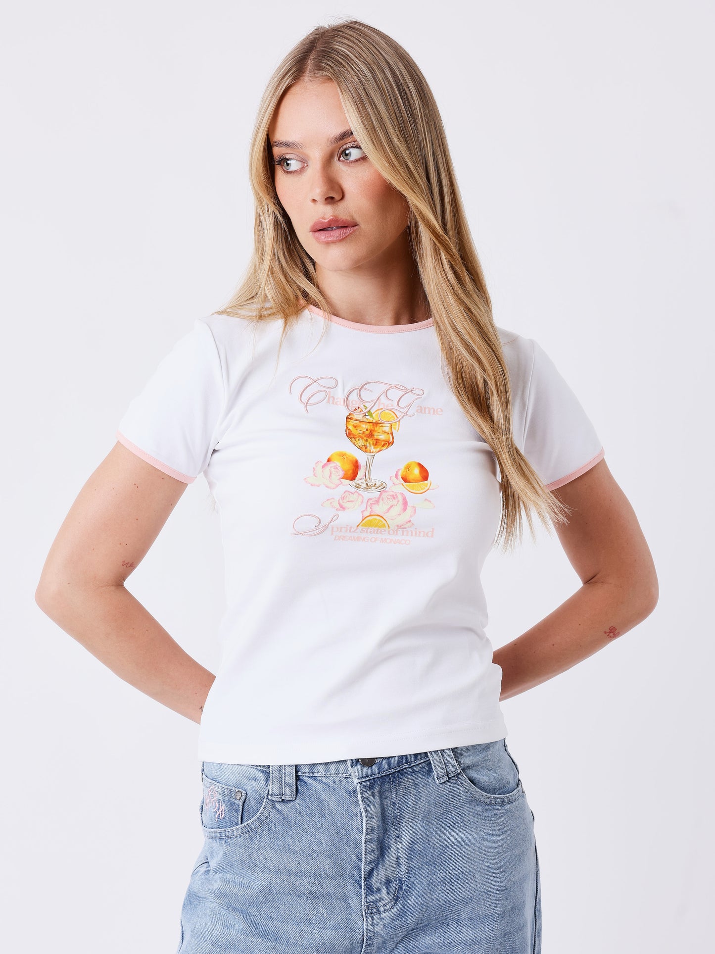 T-shirt ajusté à imprimé cocktail