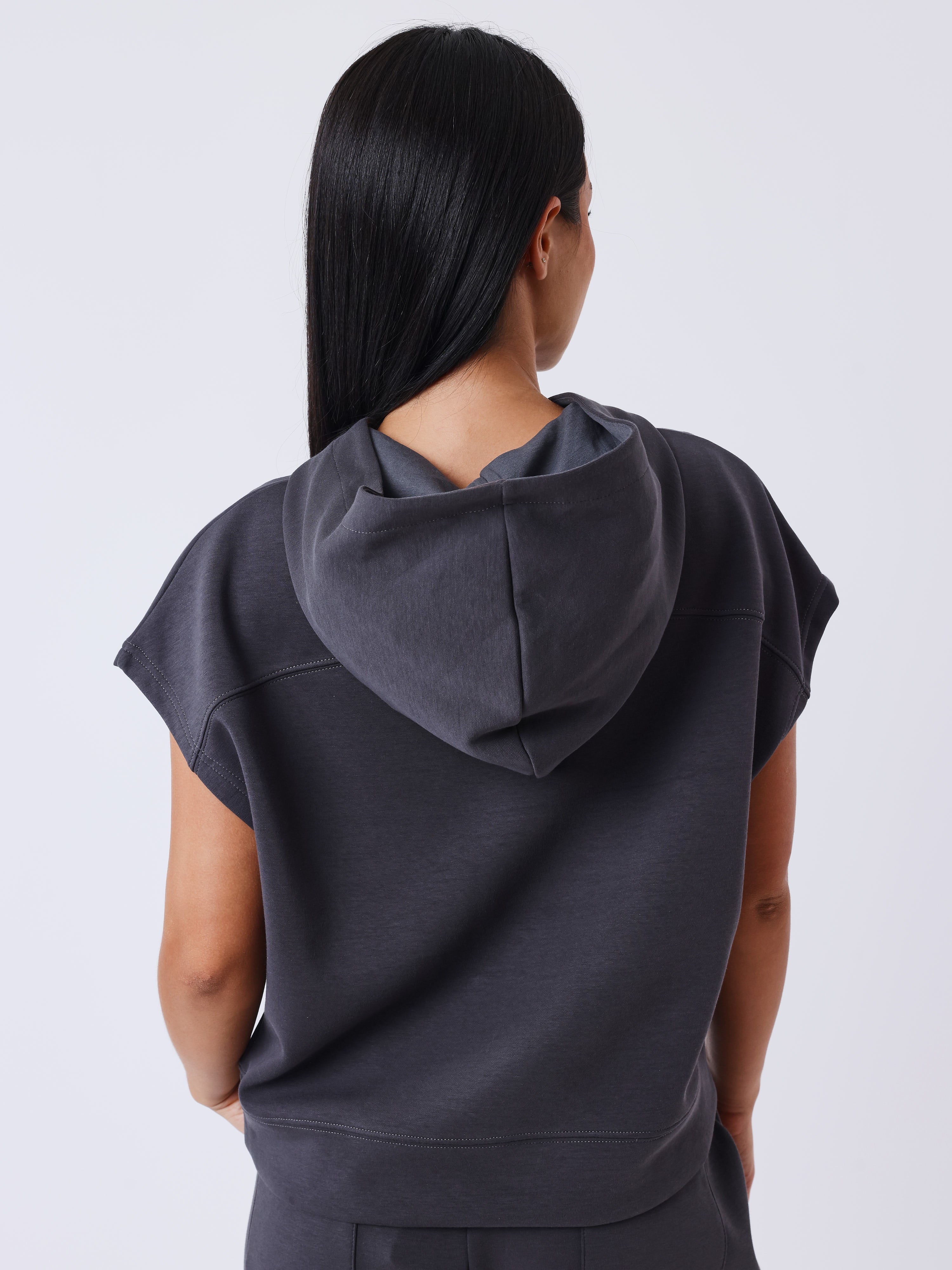Sleeveless Neo Hoodie – PXP