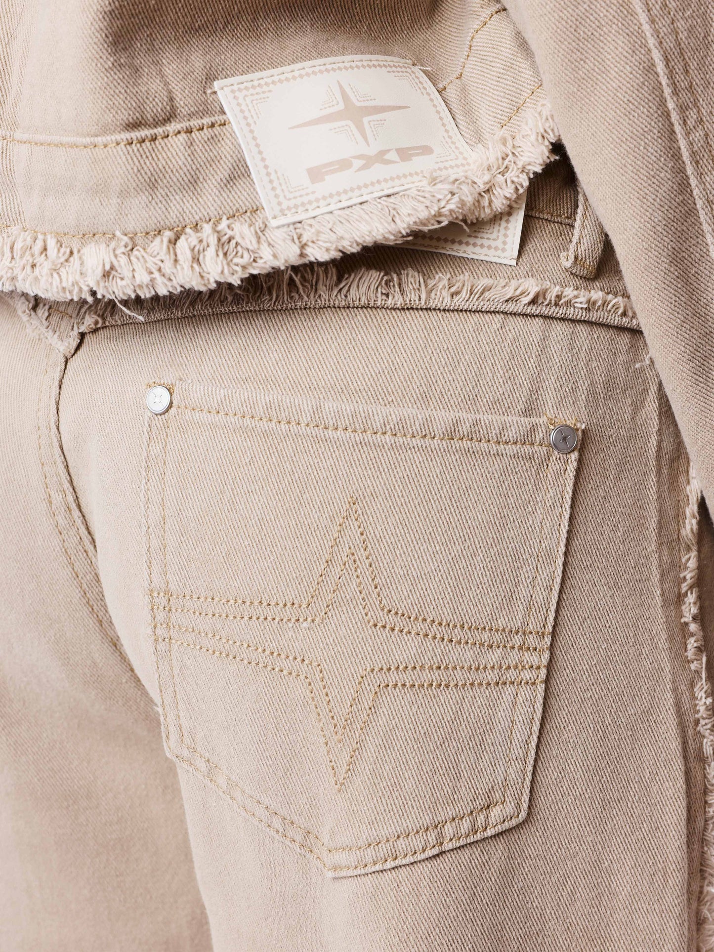 Pantalon en denim Frayed