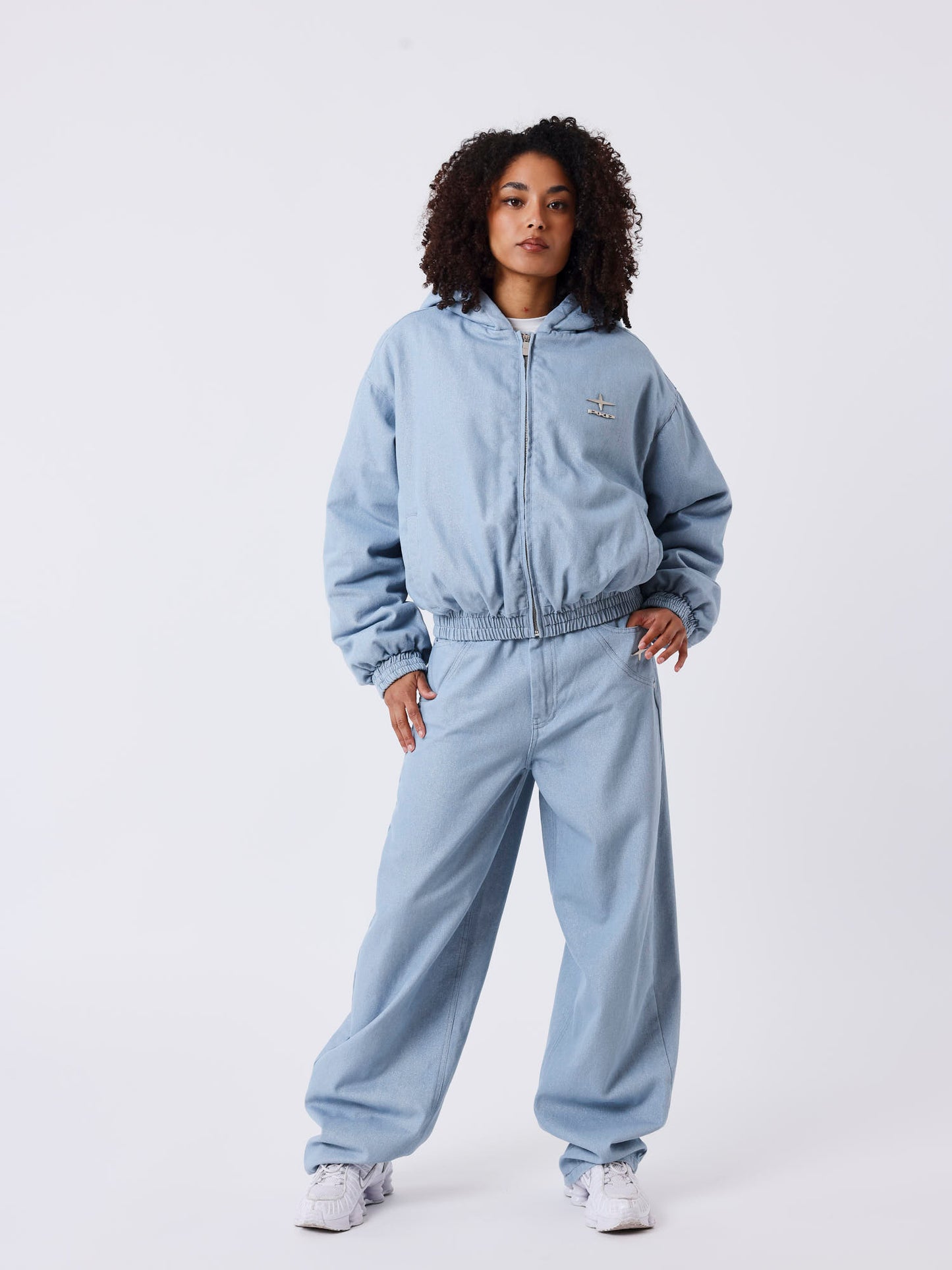 Pantalón denim escarchado