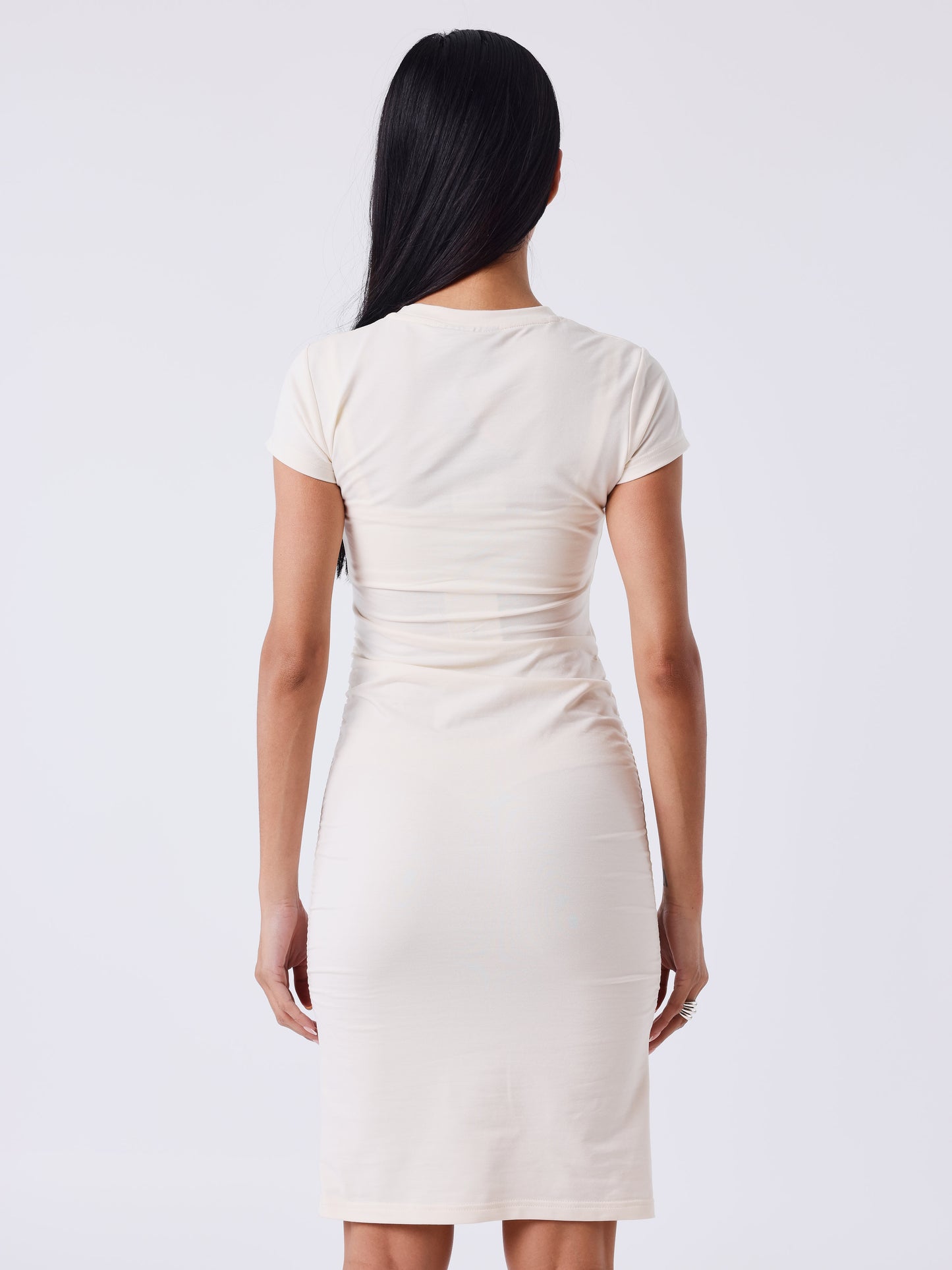 Vestito Essential a maniche corte