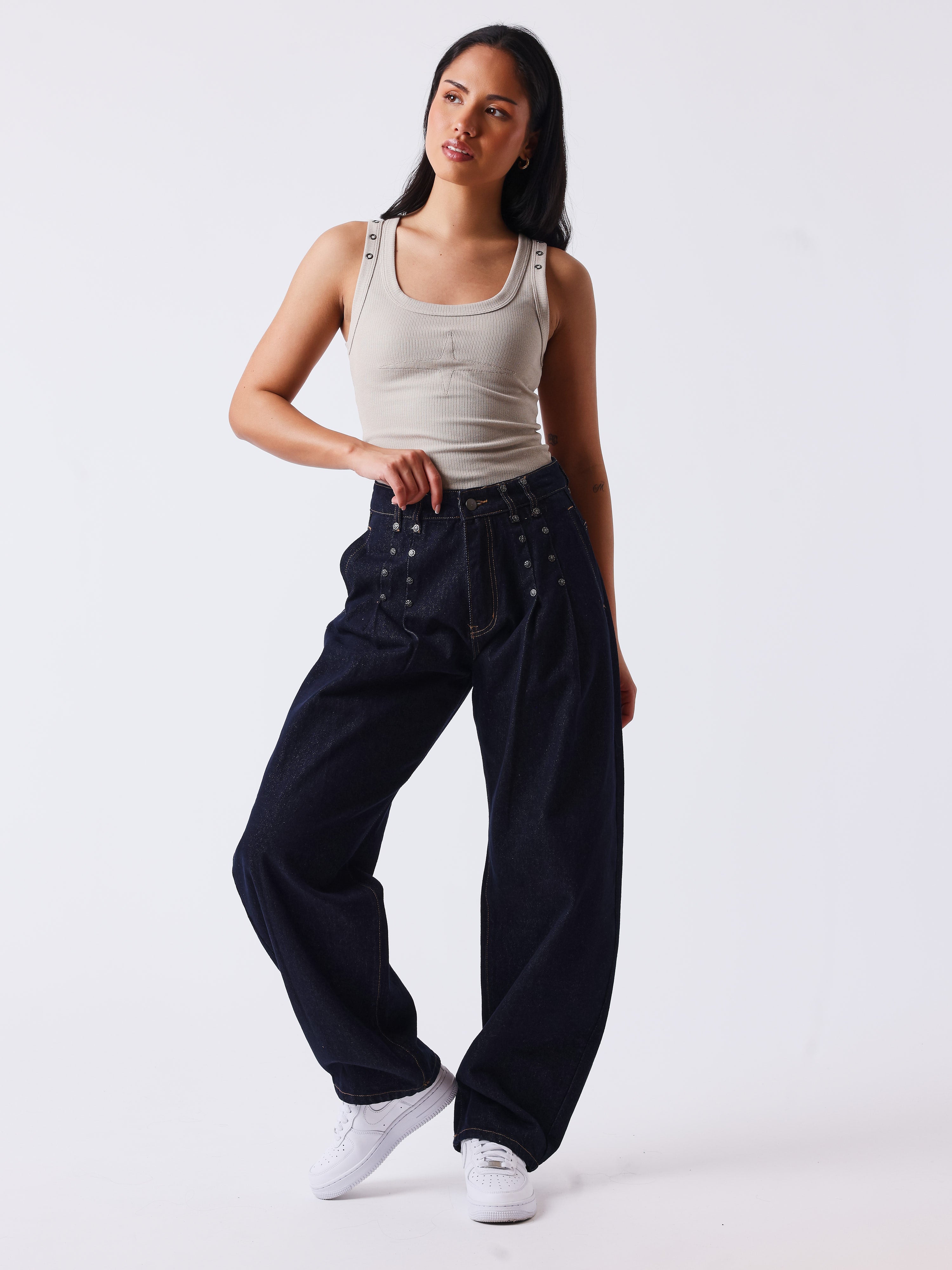 Jean Barrel Essentials-1