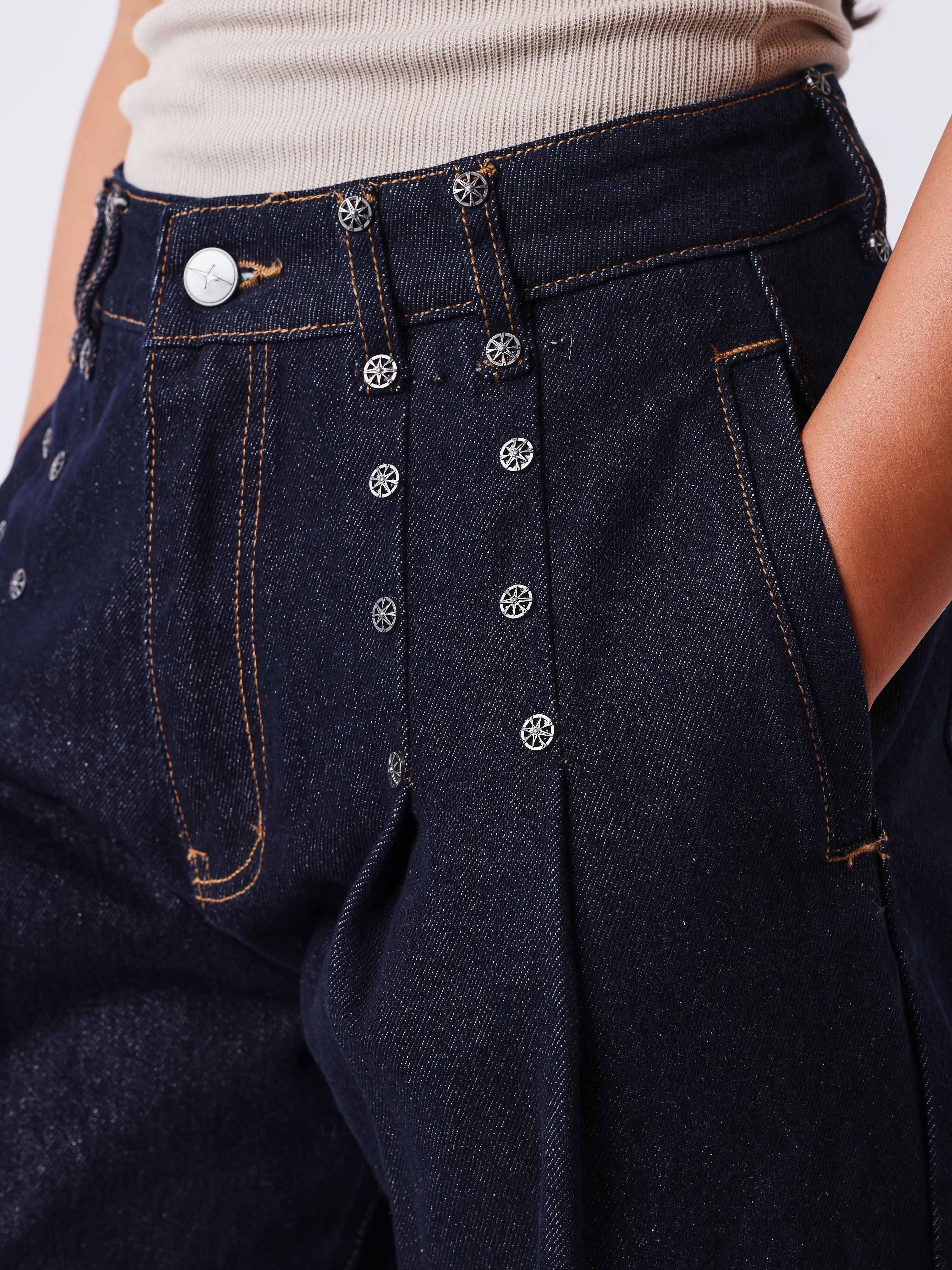 Jean Barrel Essentials-4
