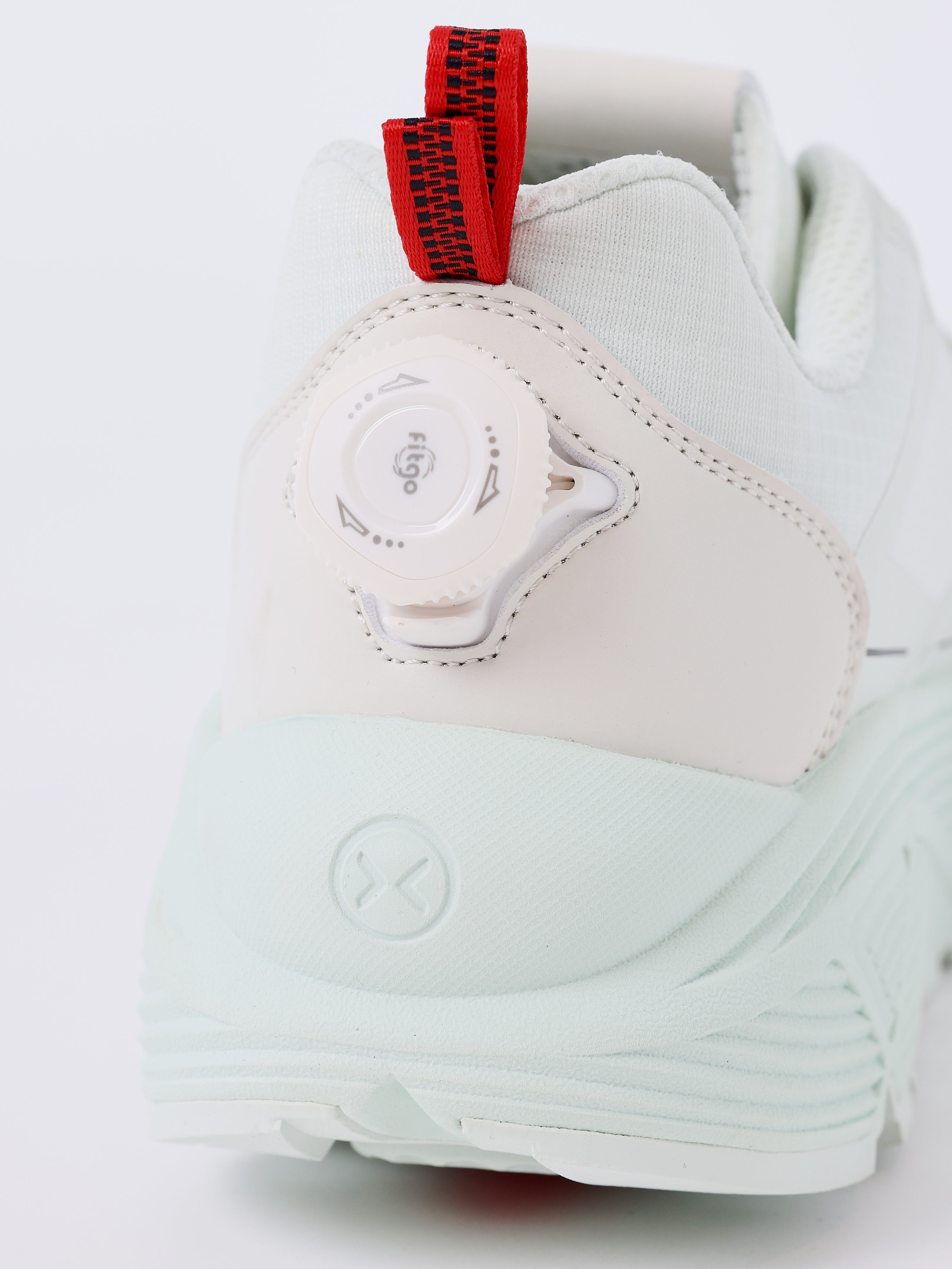 Sneakers X-series SPECTRUM-7