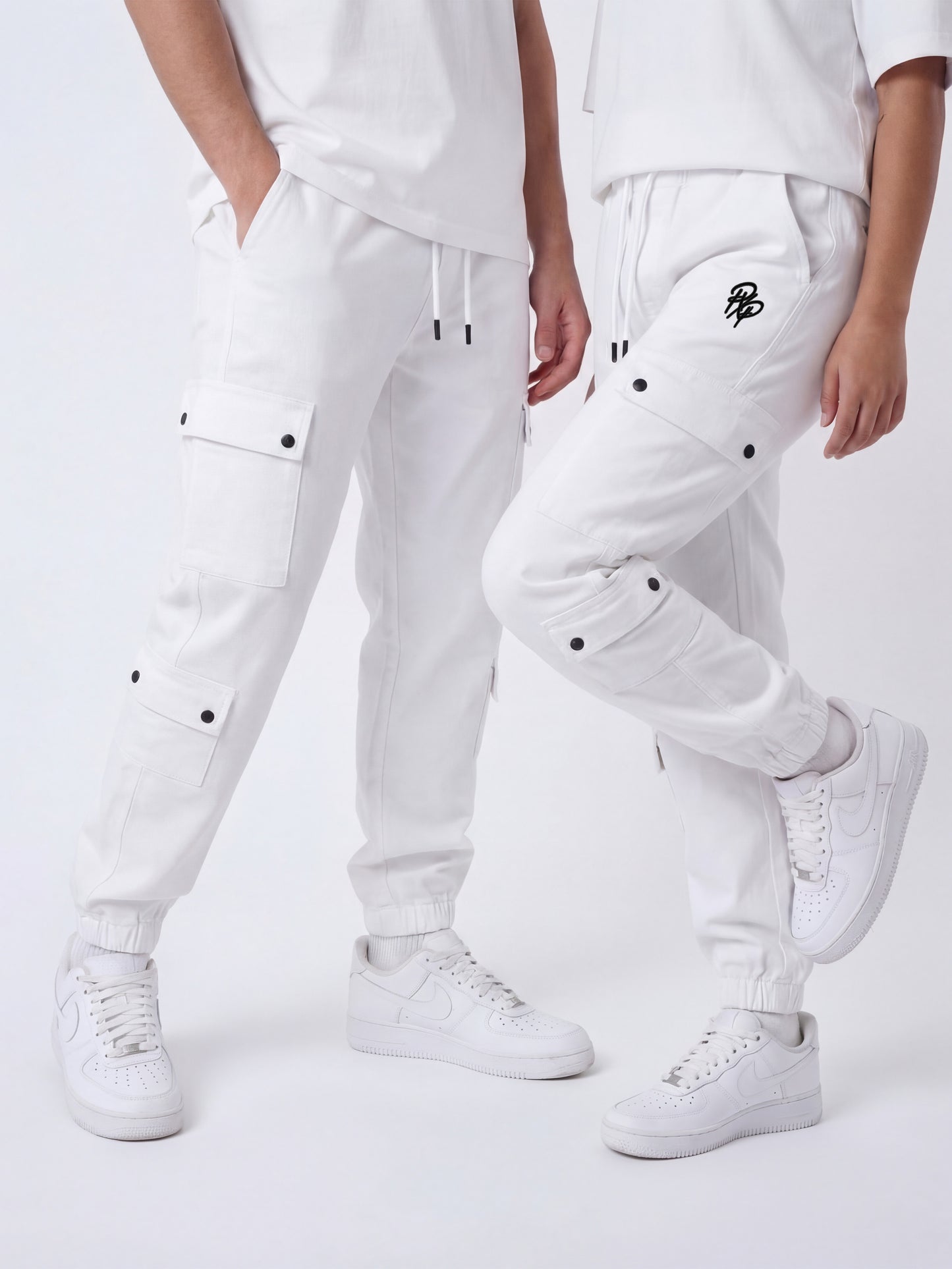 Cargo multi-bolsillos con ajuste elástico