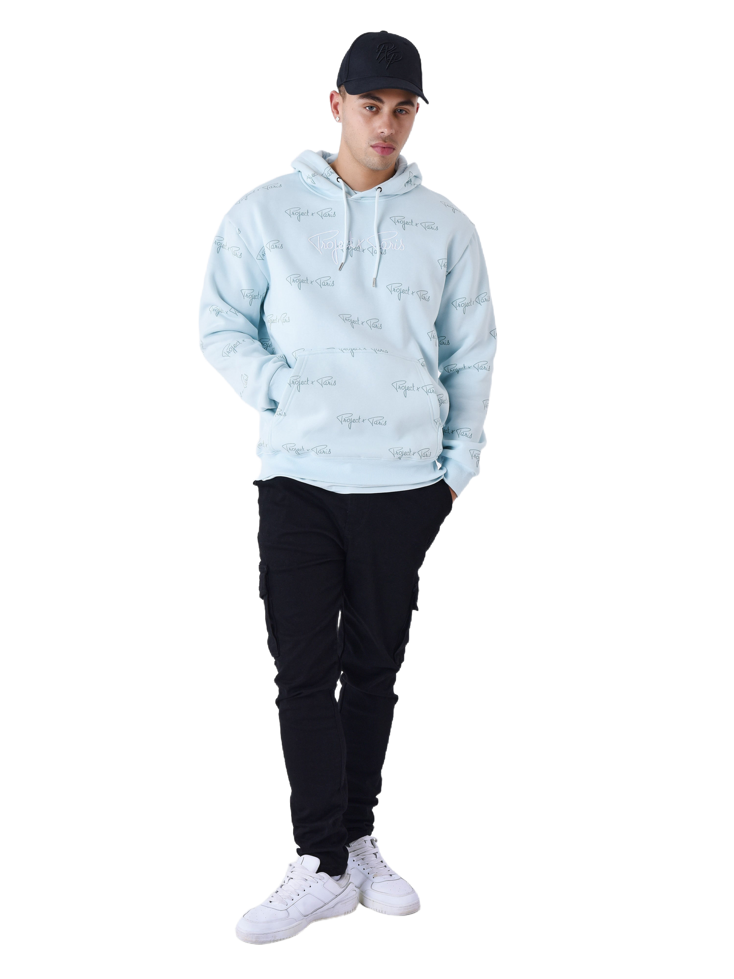 sweat-a-capuche-imprime-signature-all-over-ice-blue-modelshot