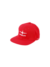 casquette-polaris-rouge-backgroundremoved