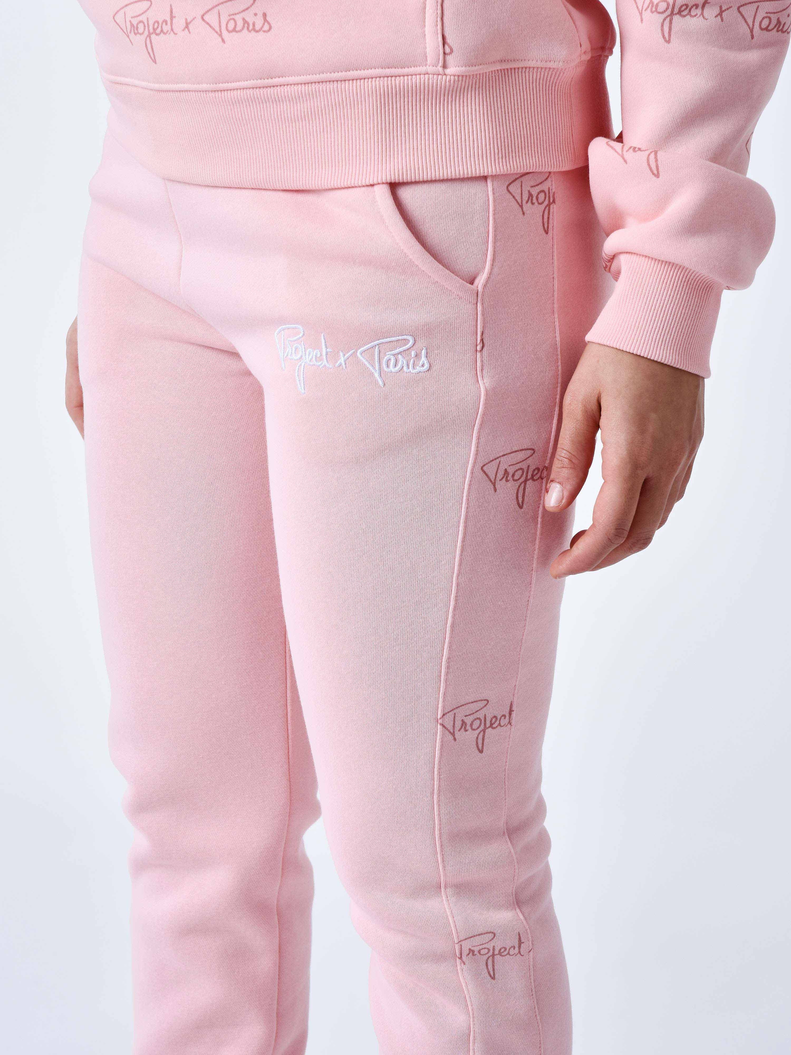bas-de-jogging-a-bandes-all-over-signature-rose-modelshot