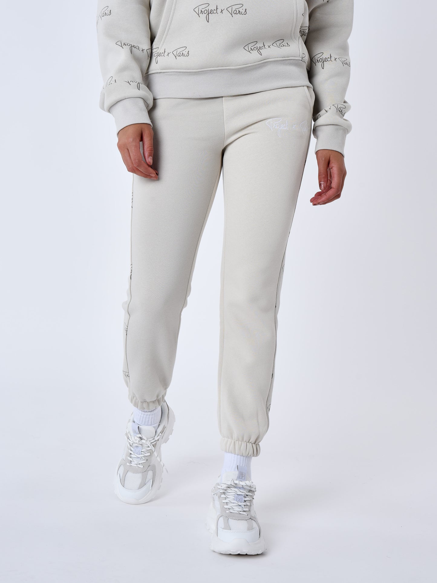 bas-de-jogging-a-bandes-all-over-signature-greige