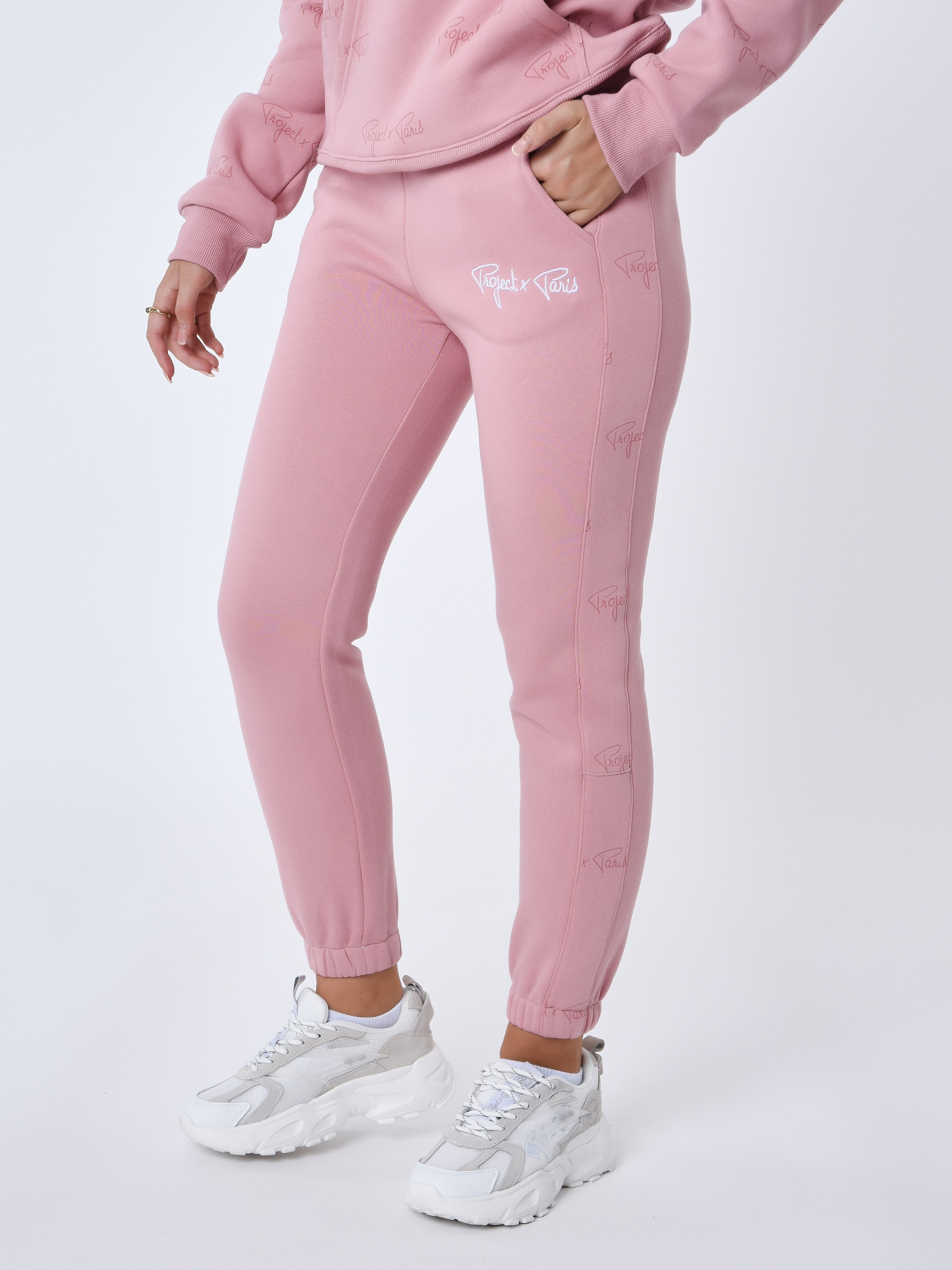 Joggingbyxor med signaturband över hela-4