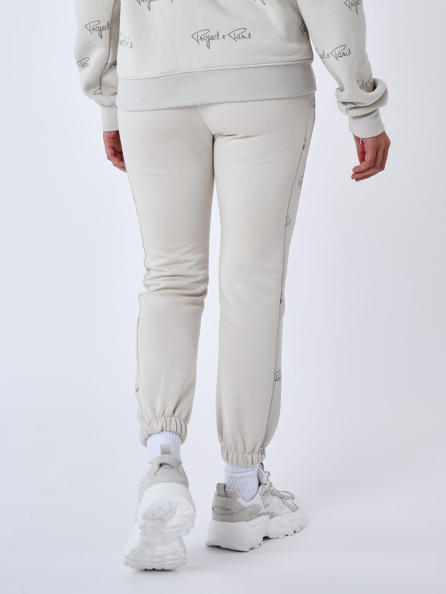 bas-de-jogging-a-bandes-all-over-signature-greige