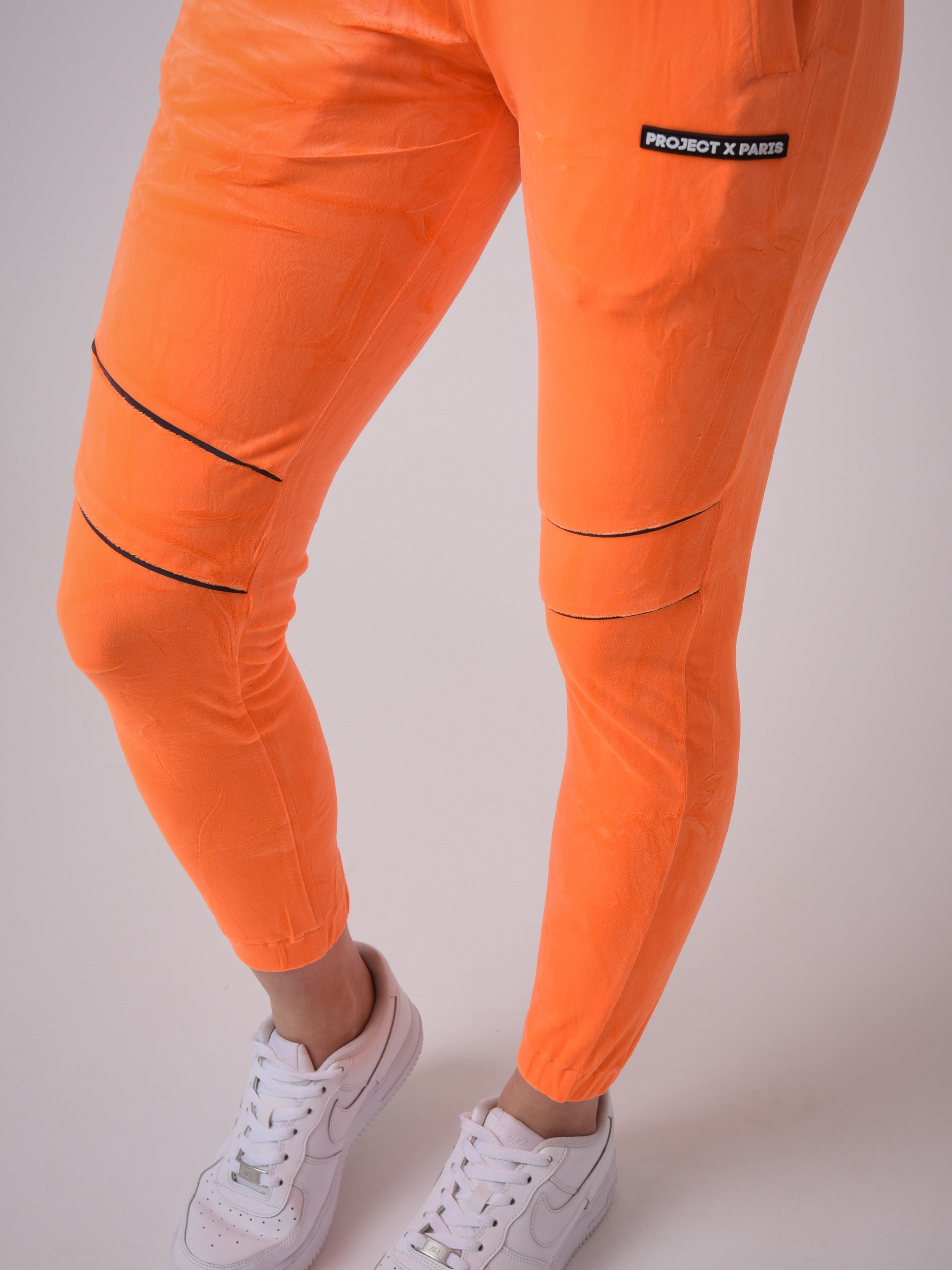 bas-de-jogging-basic-avec-pipings-contrastes-orange
