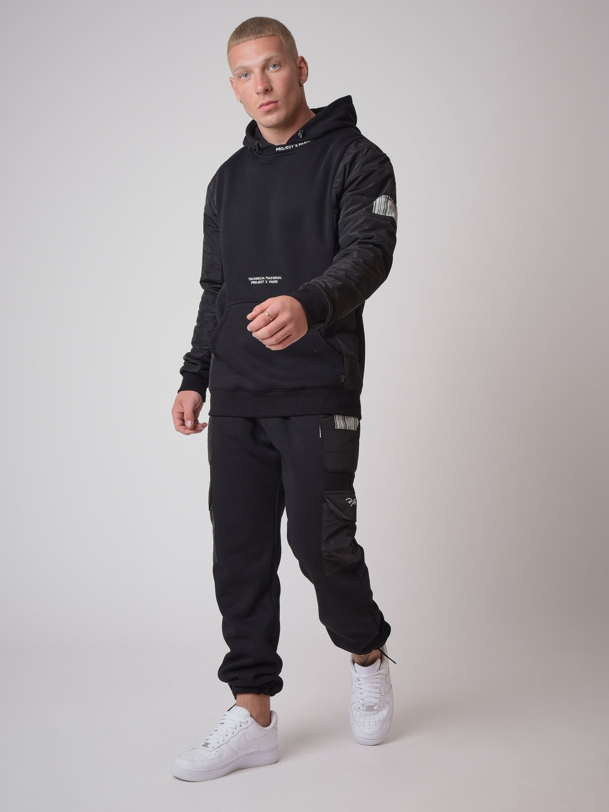bas-de-jogging-details-matelasses-2040086-noir
