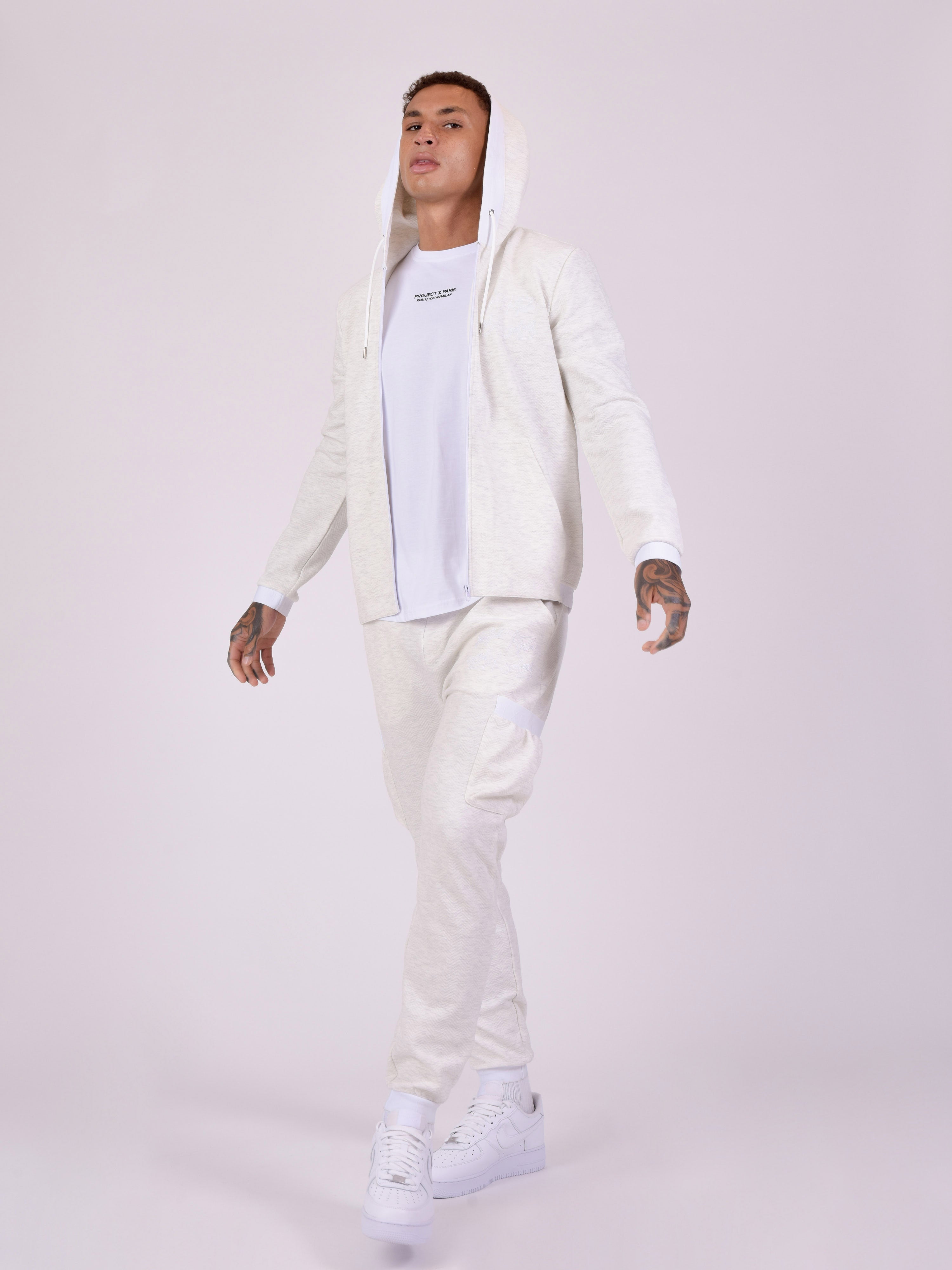 Pantaloni de trening din țesătură texturată cu detalii elastice sport-2