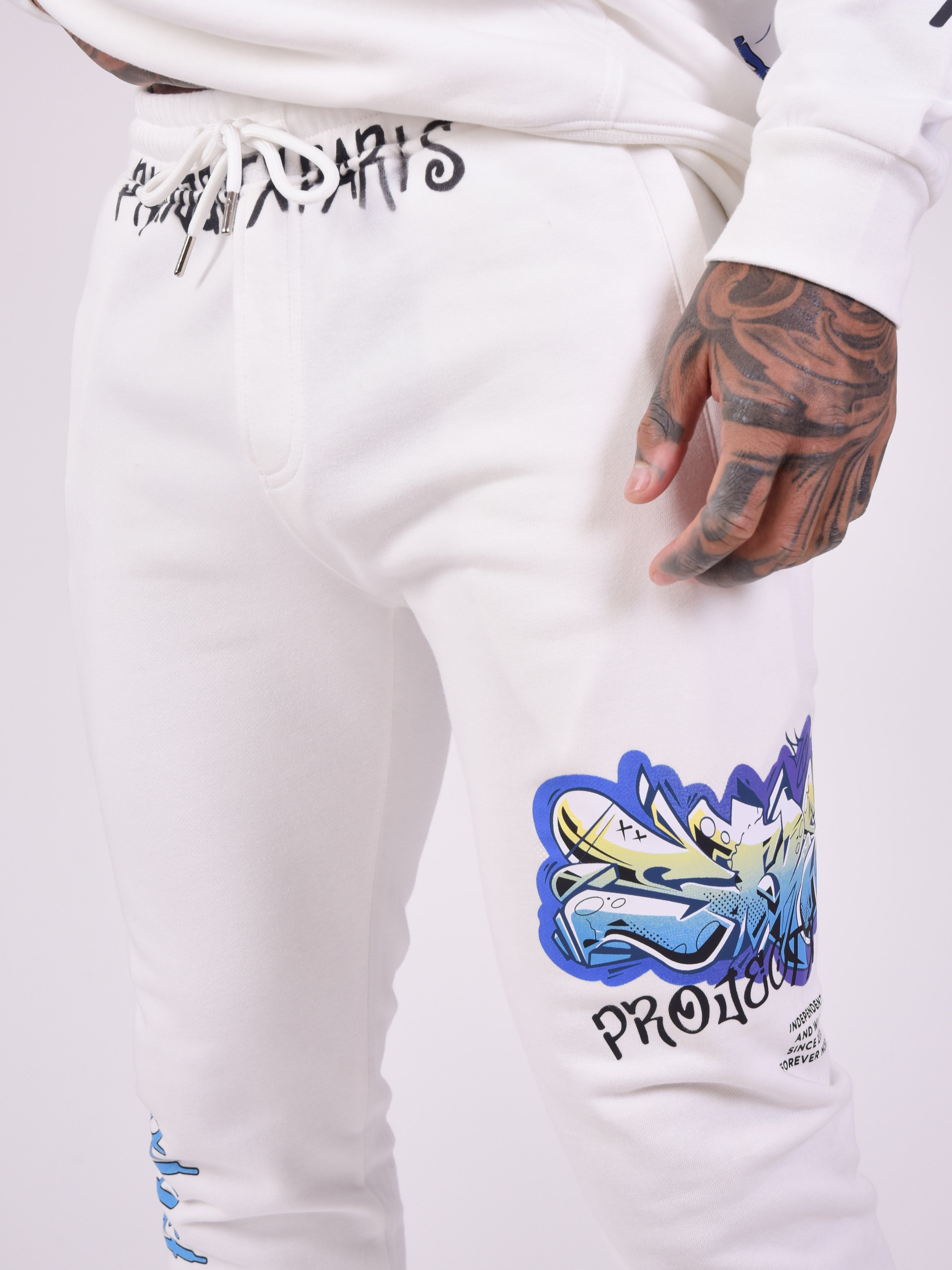 Streetwear-Jogginghose mit Street-Art-Print-7