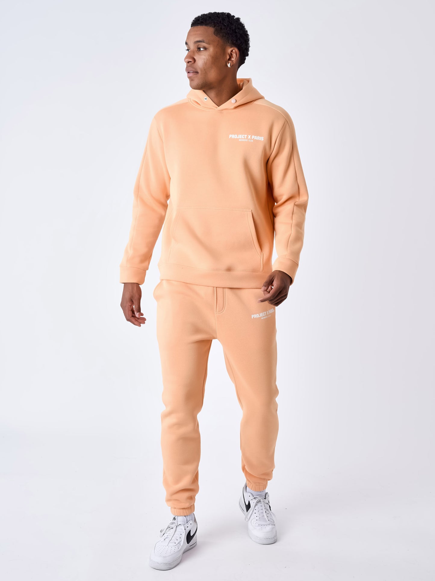 bas-de-jogging-members-club-apricot-cream