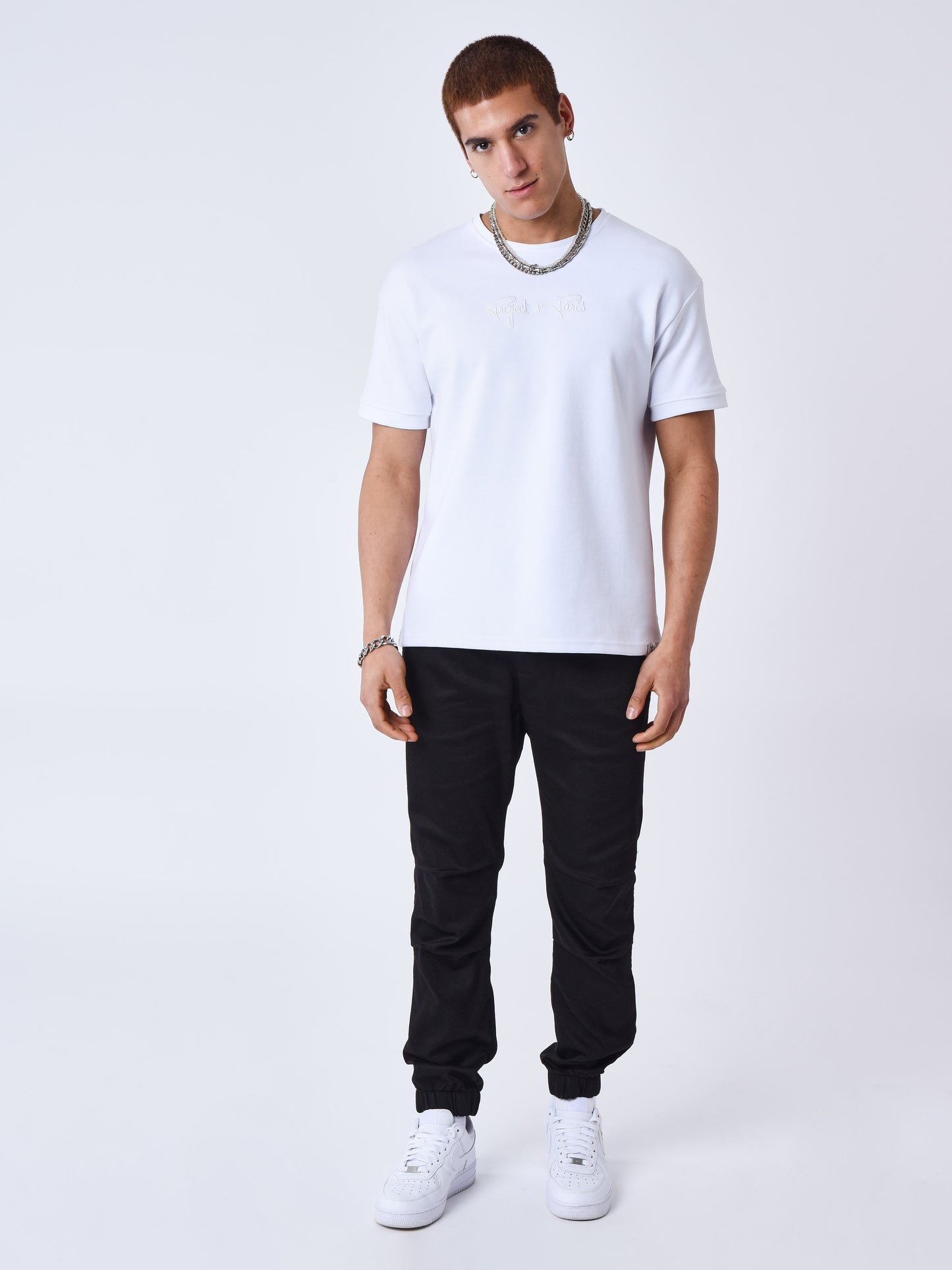 bas-de-jogging-parachute-basique-noir-modelshot