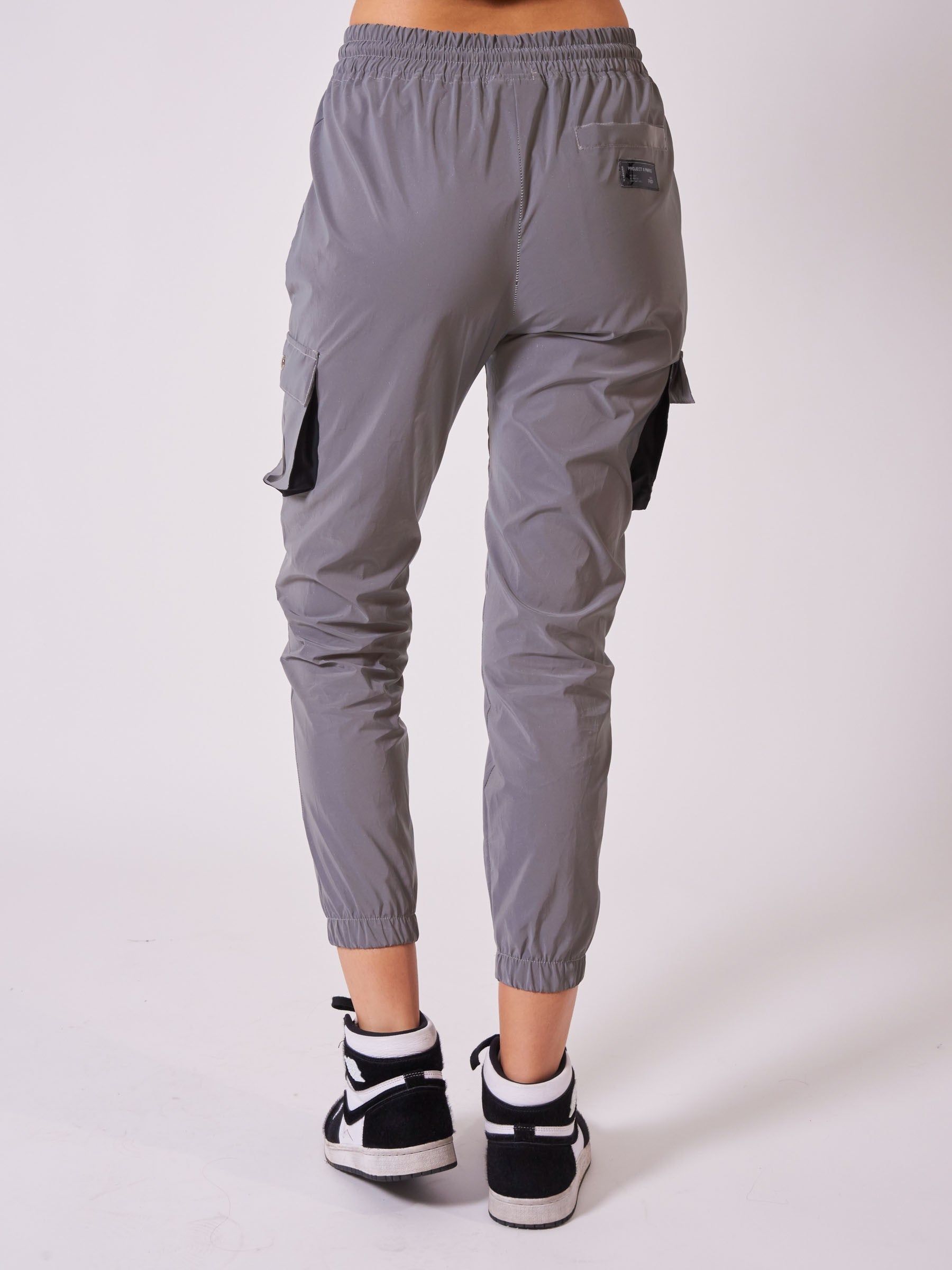 bas-de-jogging-poches-oversize-reflechissant