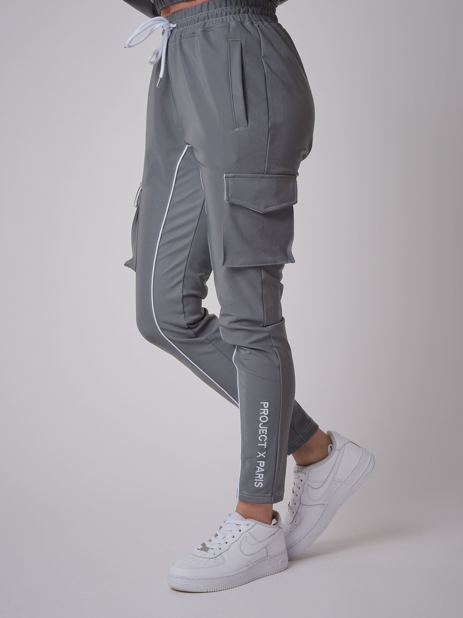Ensfarget joggebukse med klipsbelte-3