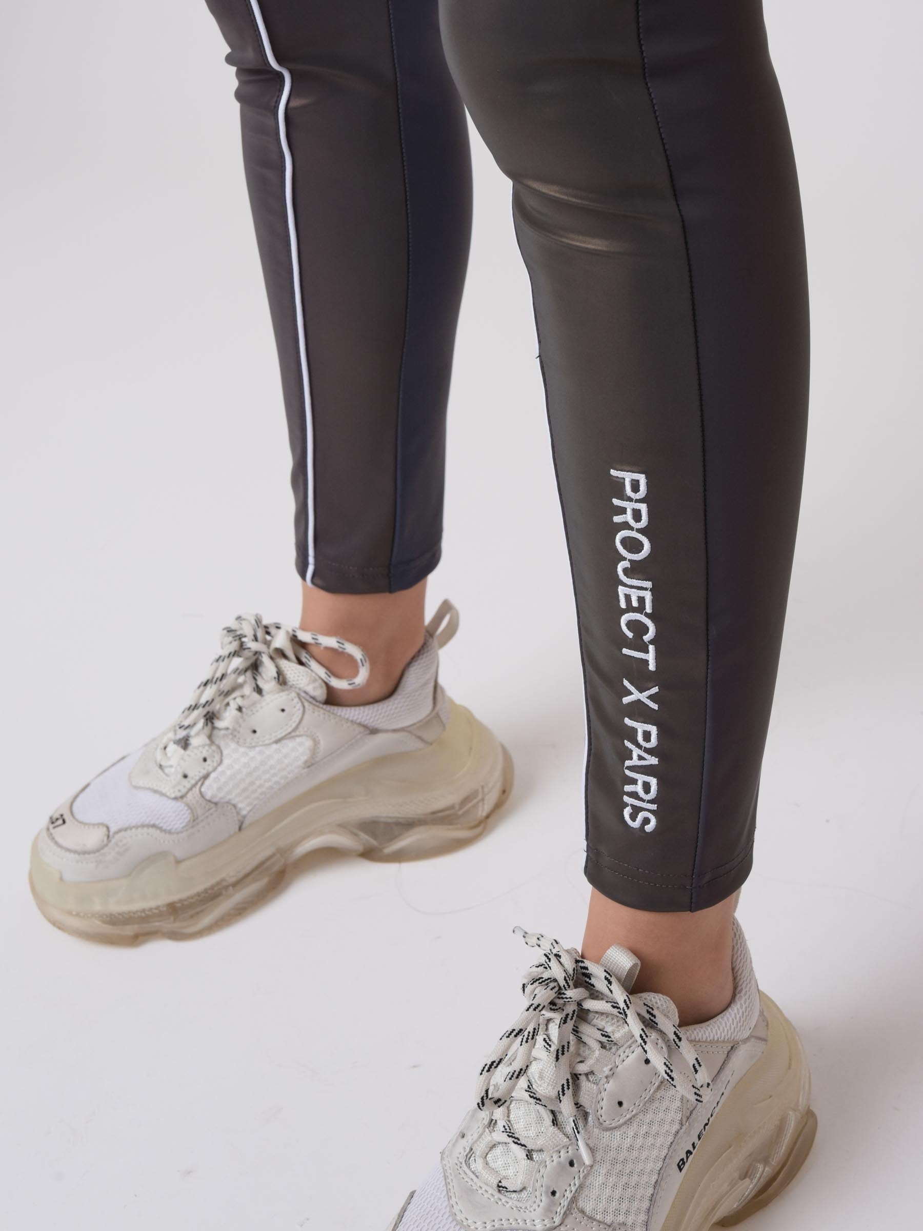 Pantaloni de trening uni cu talie cu clips-5