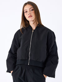 blouson-bomber-crop-noir-modelshot