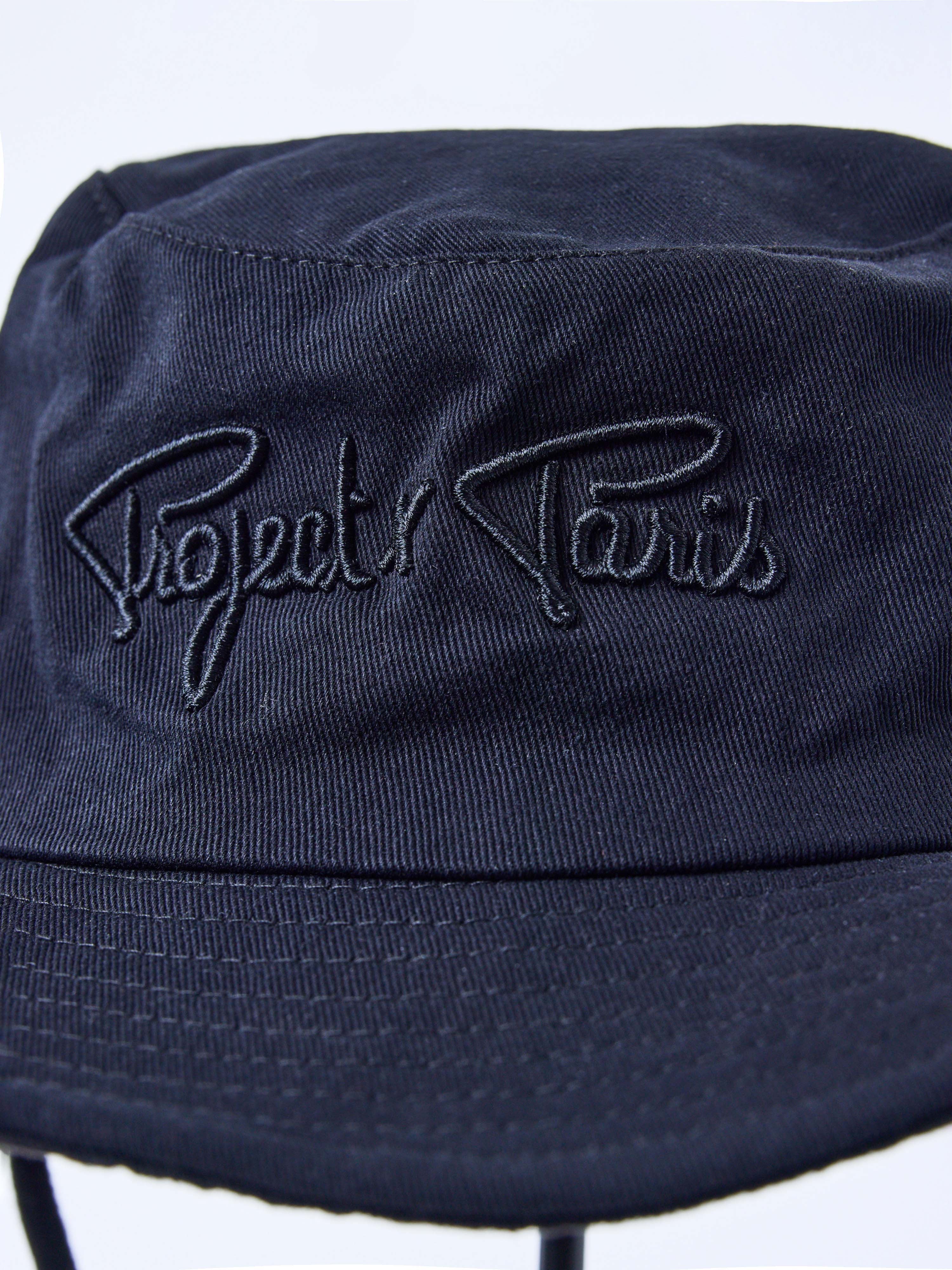 bob-large-a-cordon-noir-detailshot