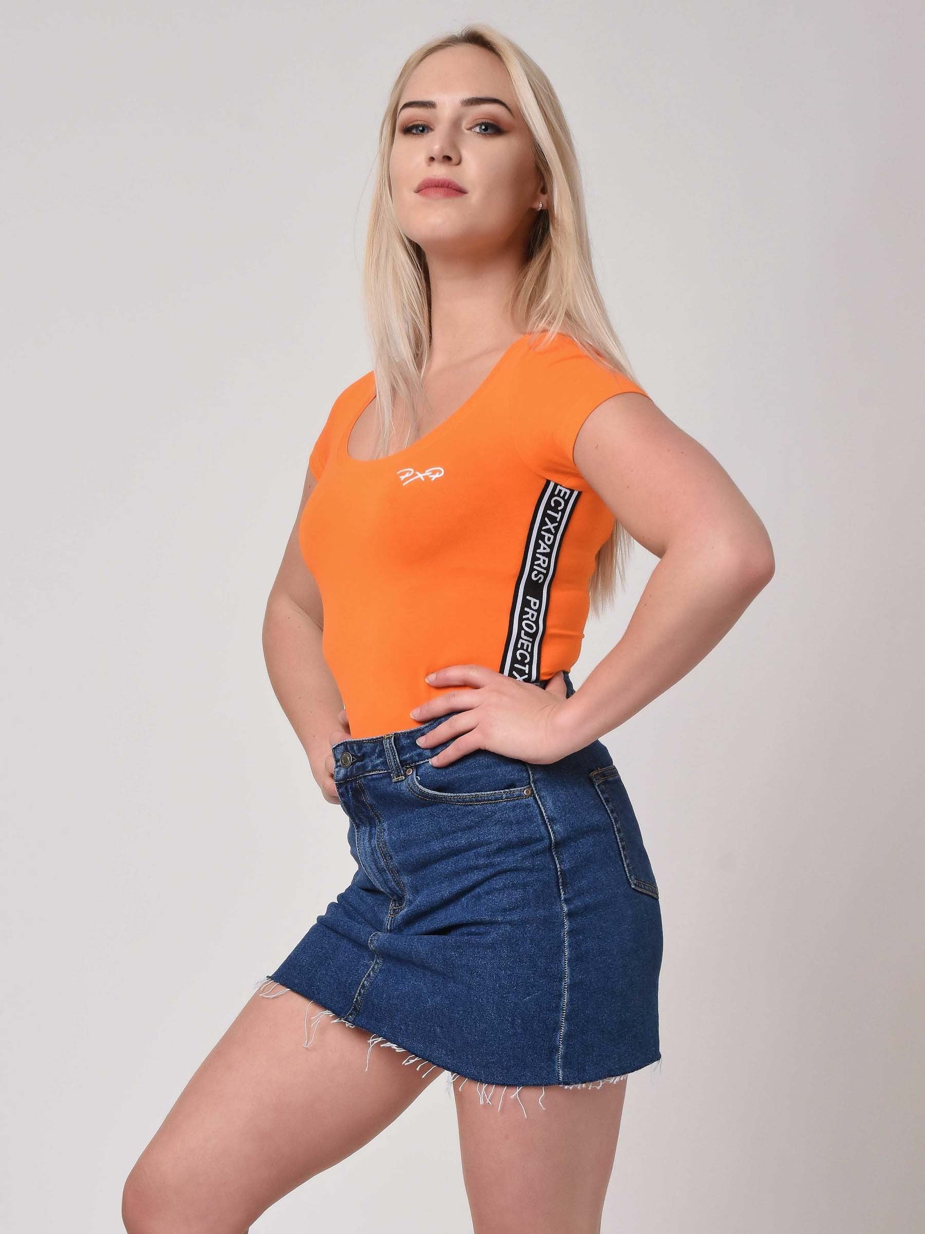 body-a-manches-courtes-f197027-orange-modelshot