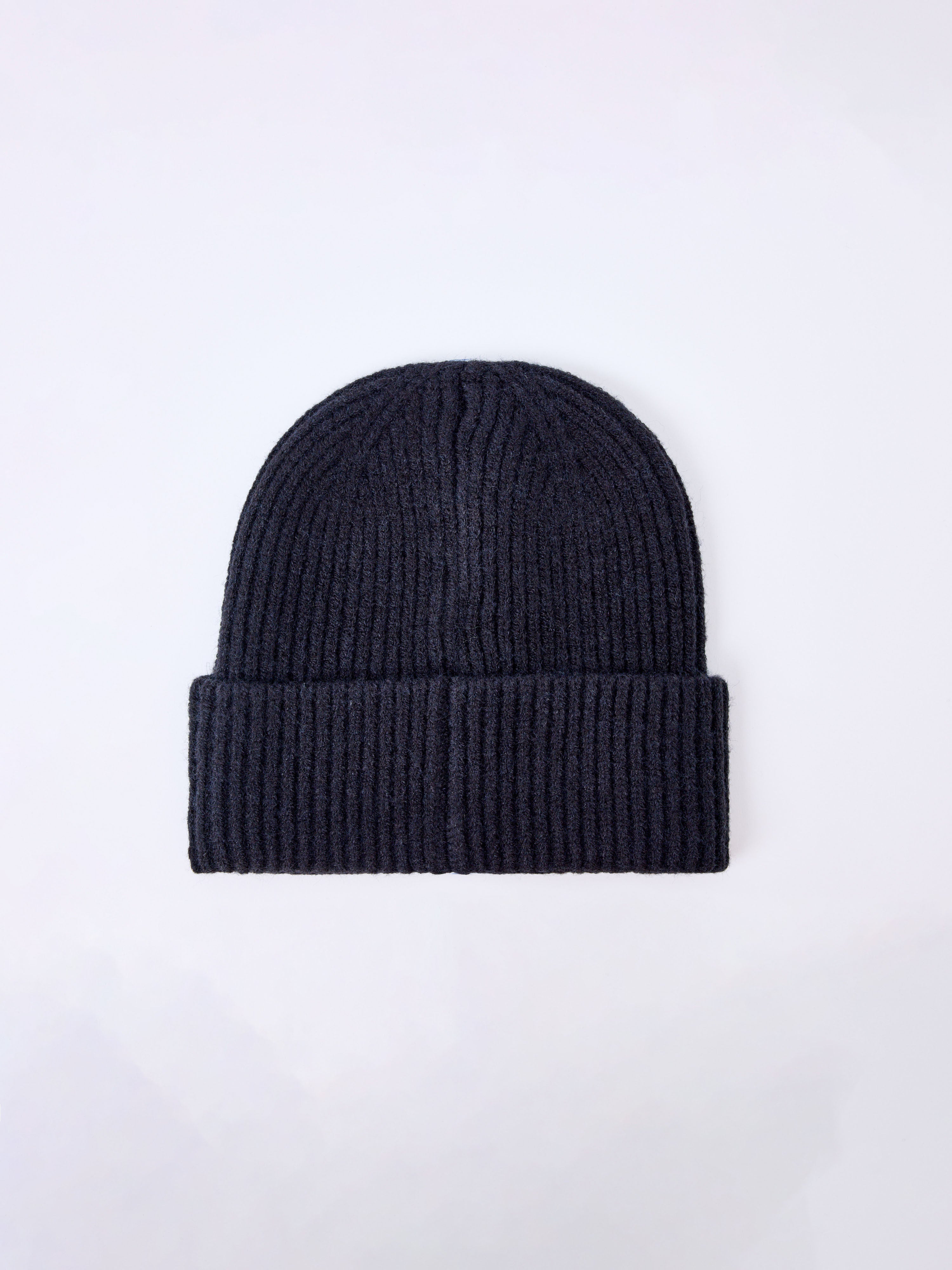 bonnet-brode-noir
