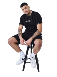 Camiseta lisa con banda logo