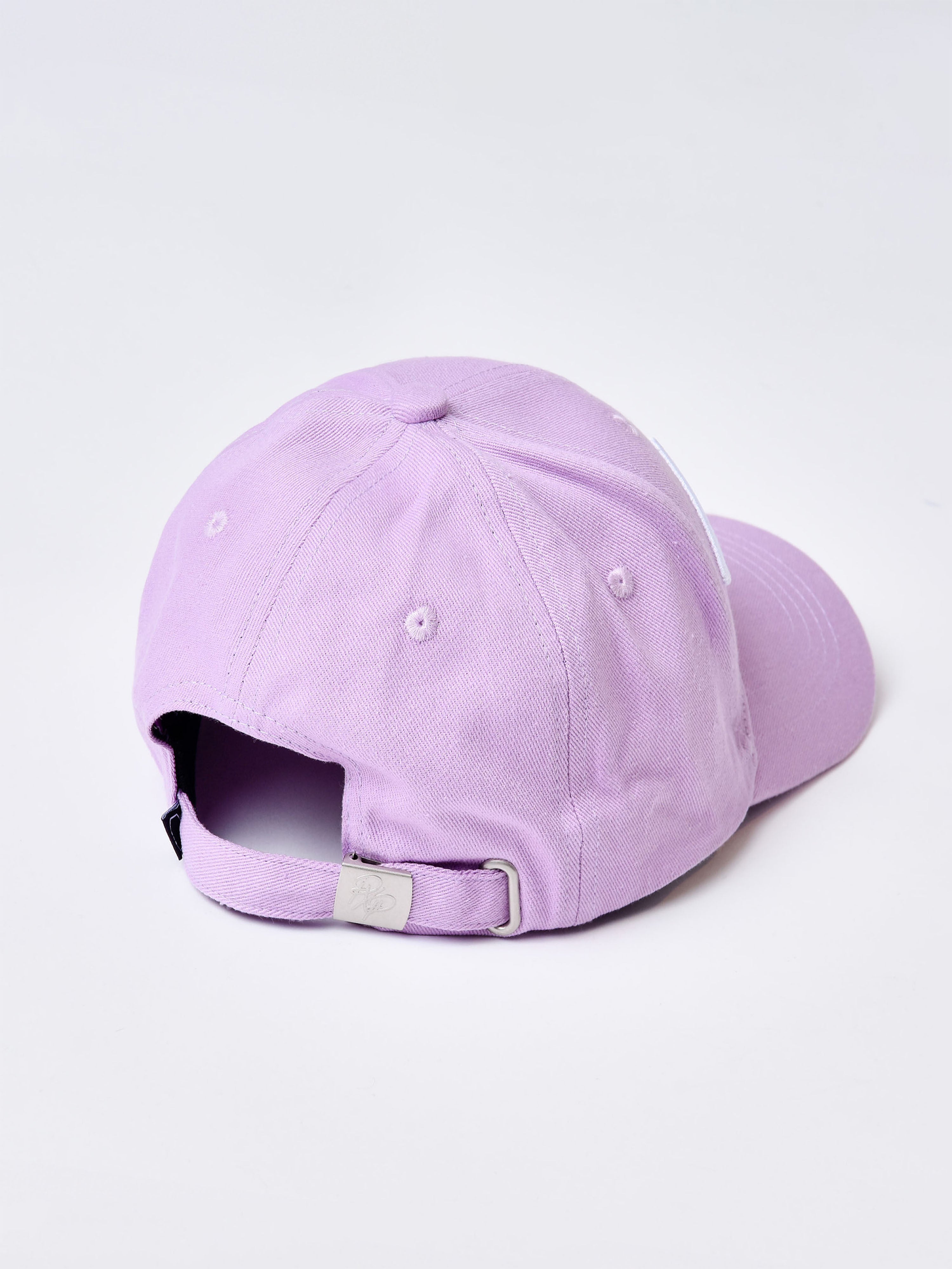 ca21017-mauve