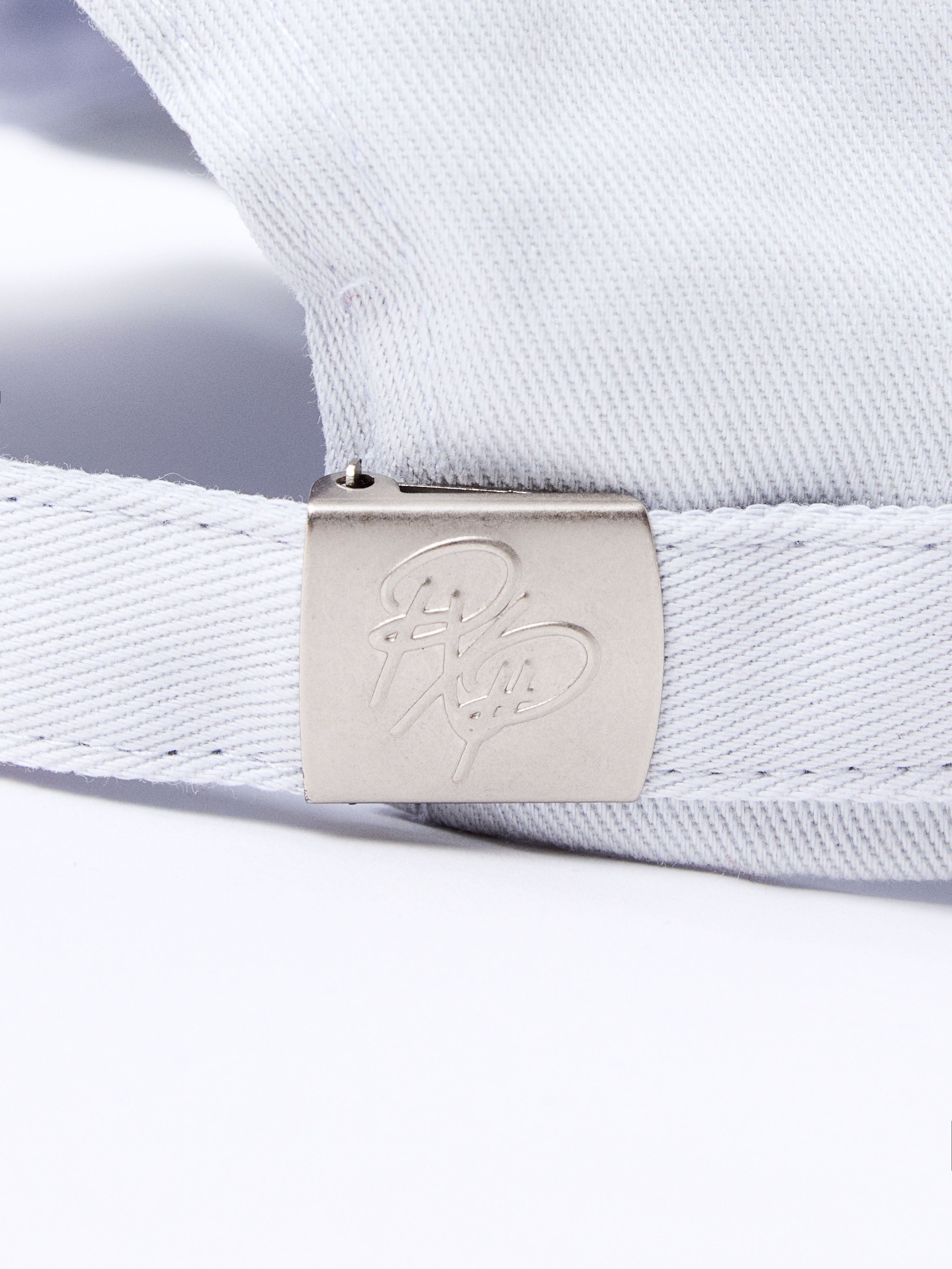 ca21017-bleu-glacier