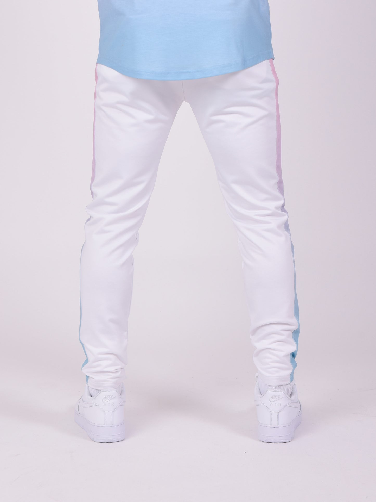 ca22019-mauve-modelshot