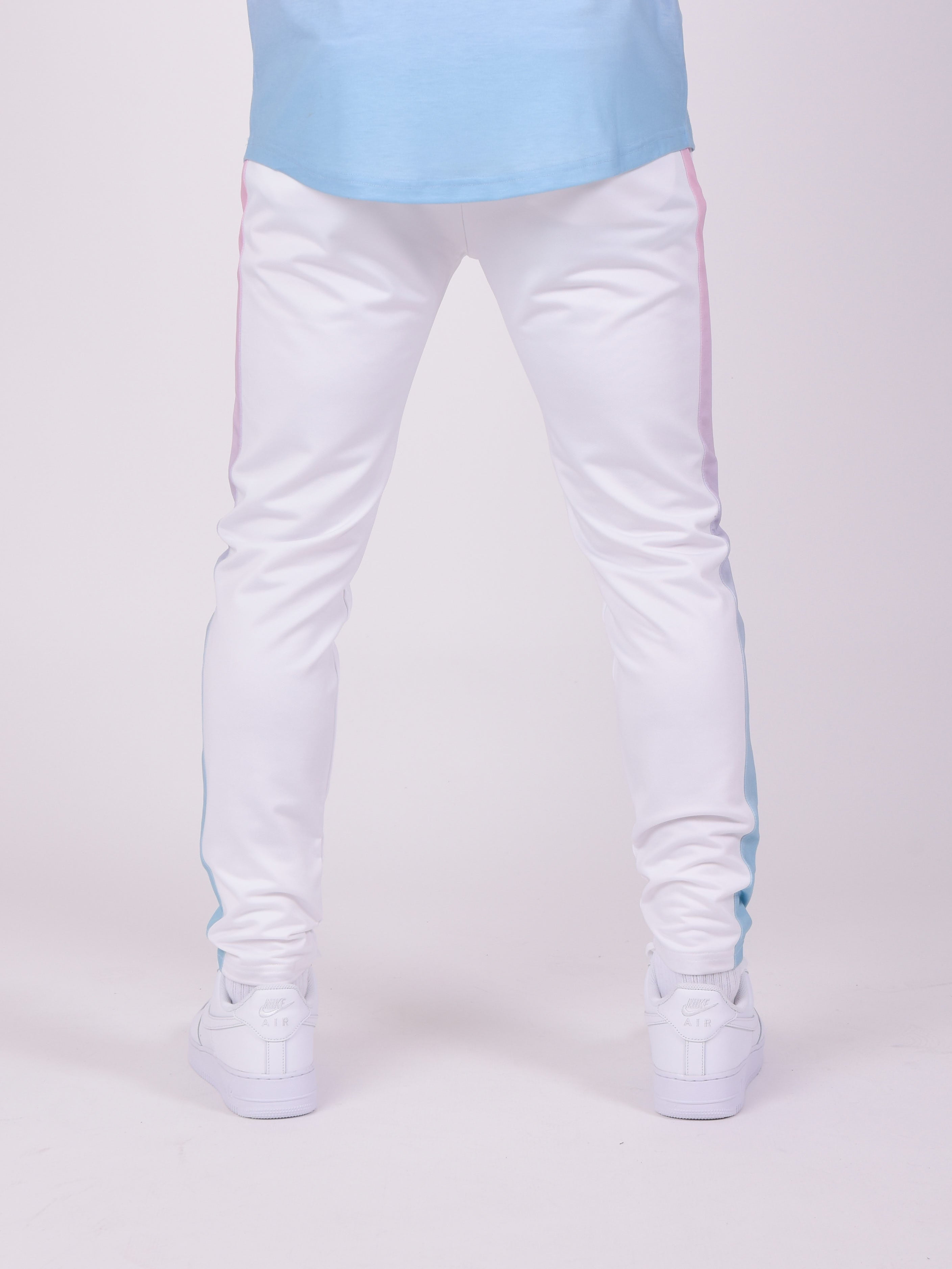 ca22019-mauve-modelshot