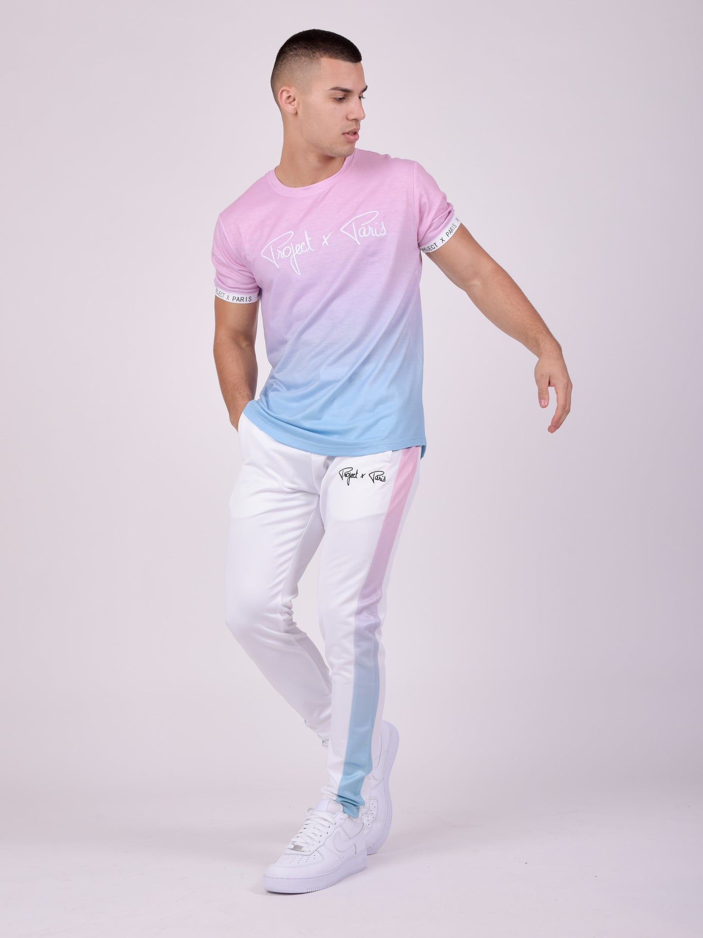 ca22019-mauve-modelshot