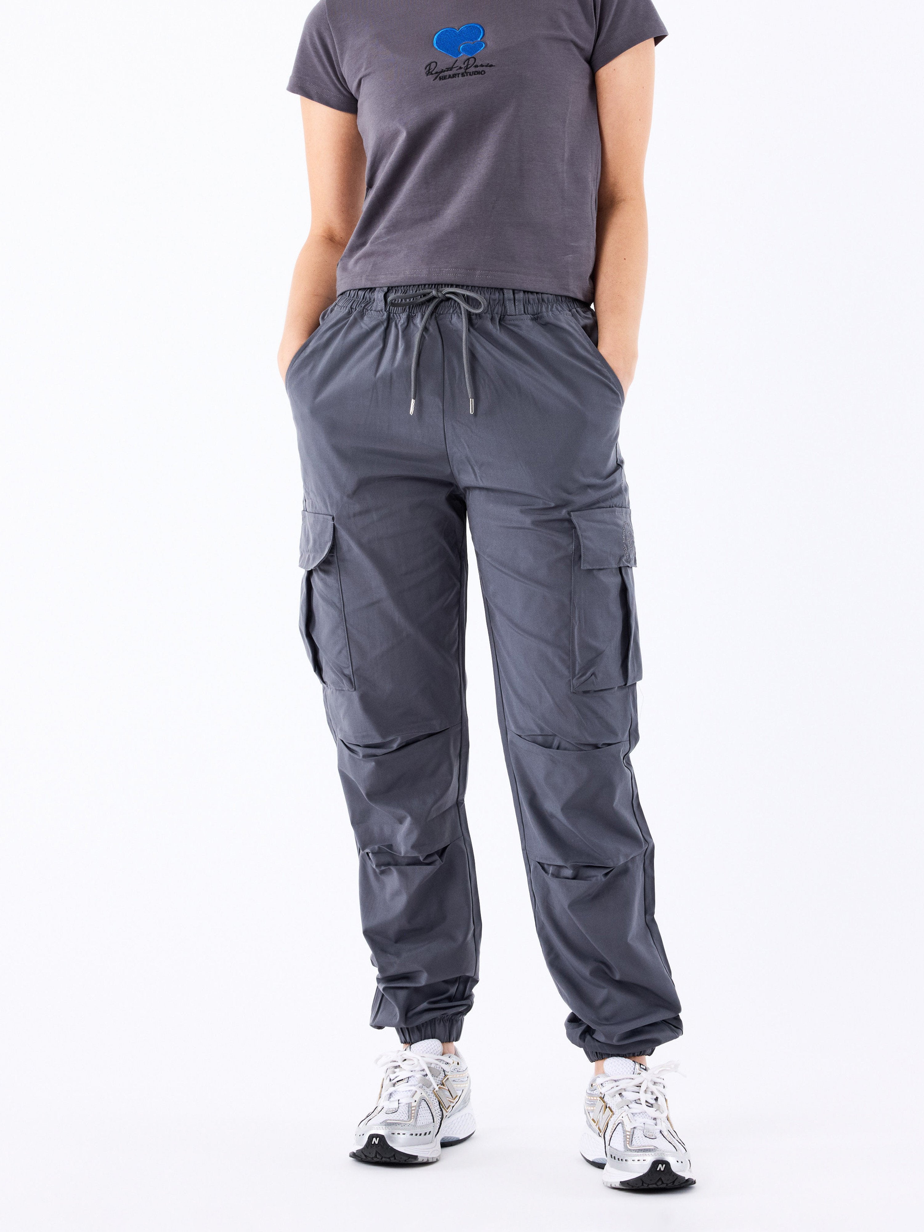 cargo-cold-hearts-anthracite