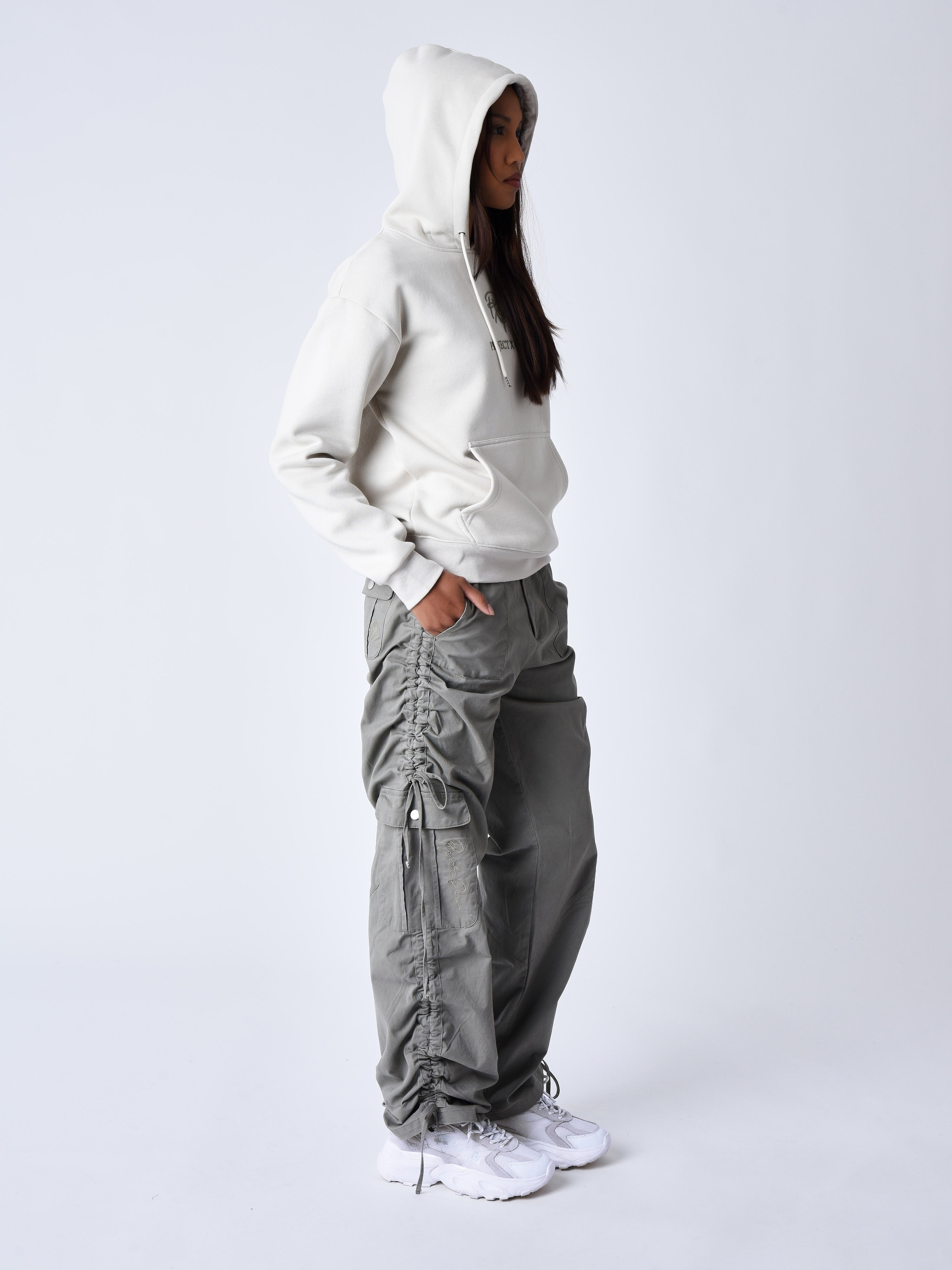 Cargo droit-modelshot