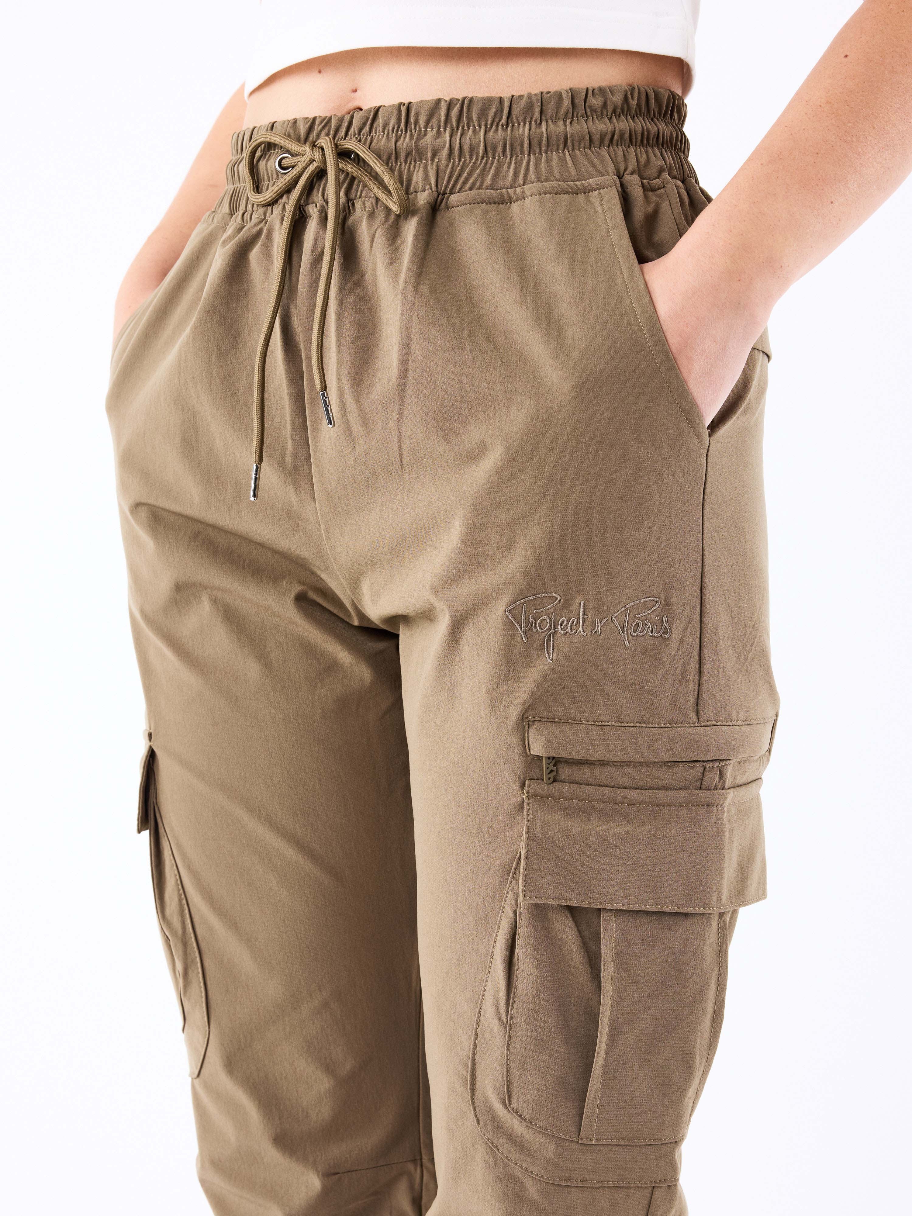 cargo-en-matiere-technique-5102-olive-fonce