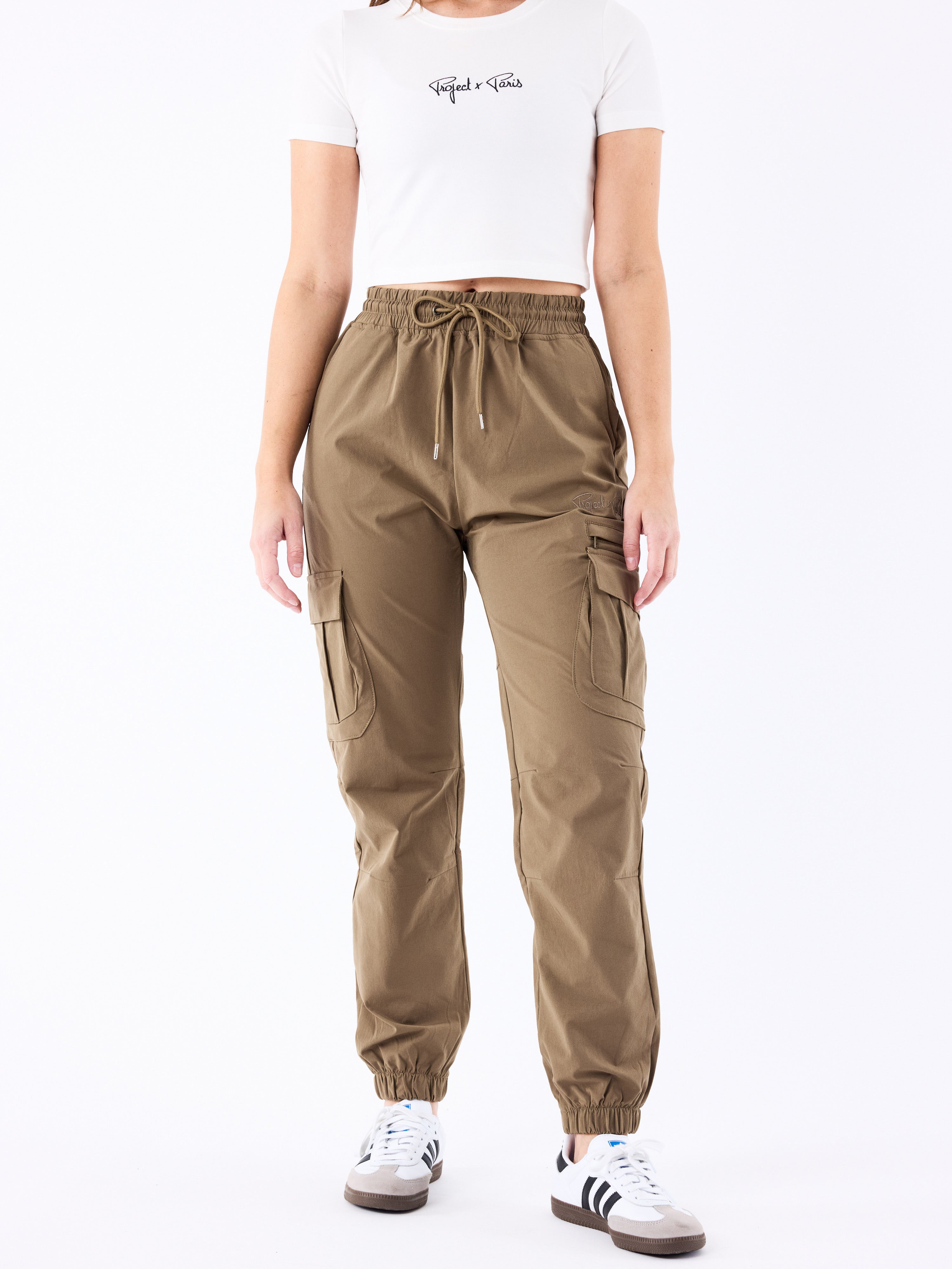 cargo-en-matiere-technique-5102-olive-fonce