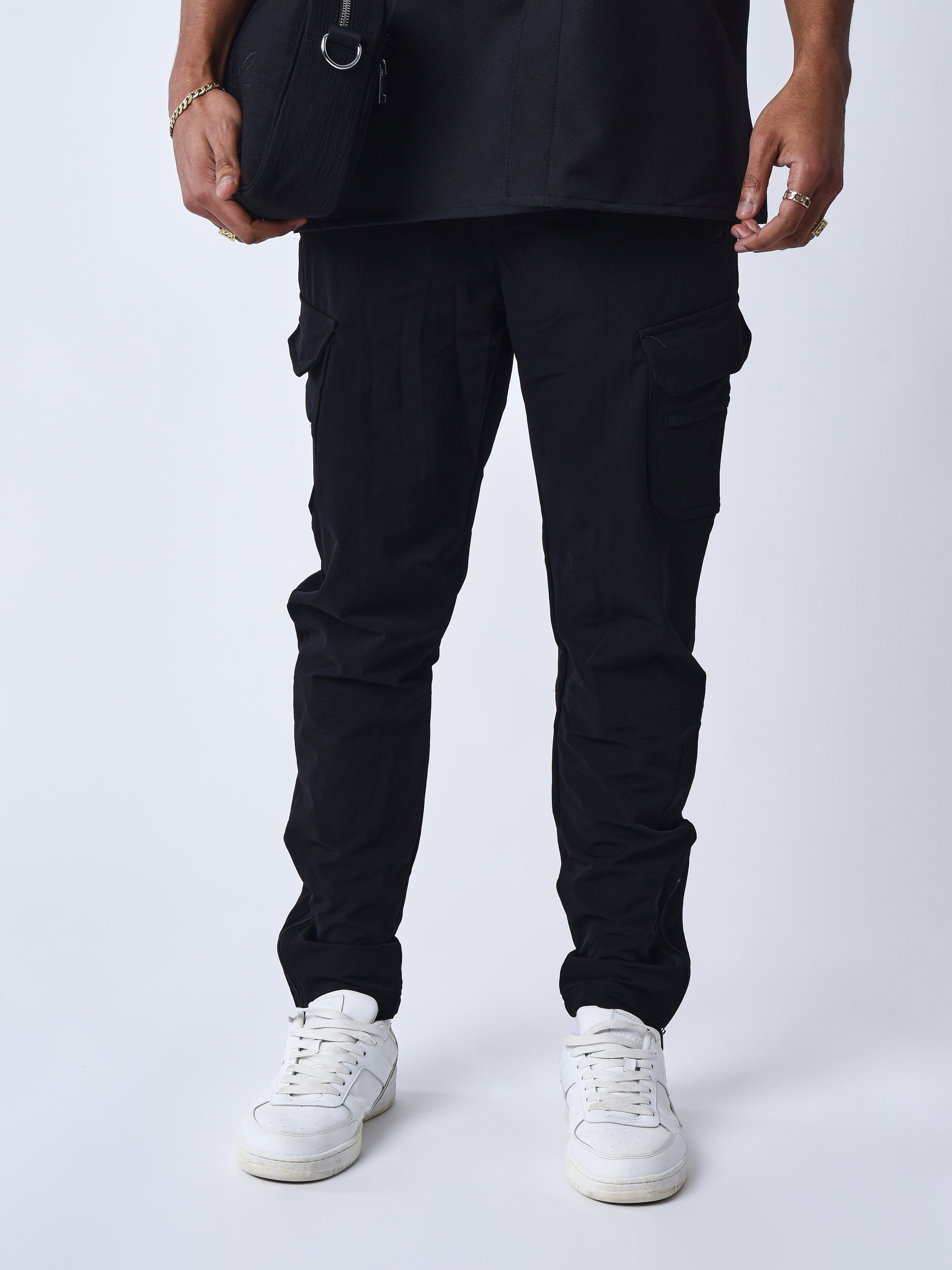 Cargo in technical fabric-2