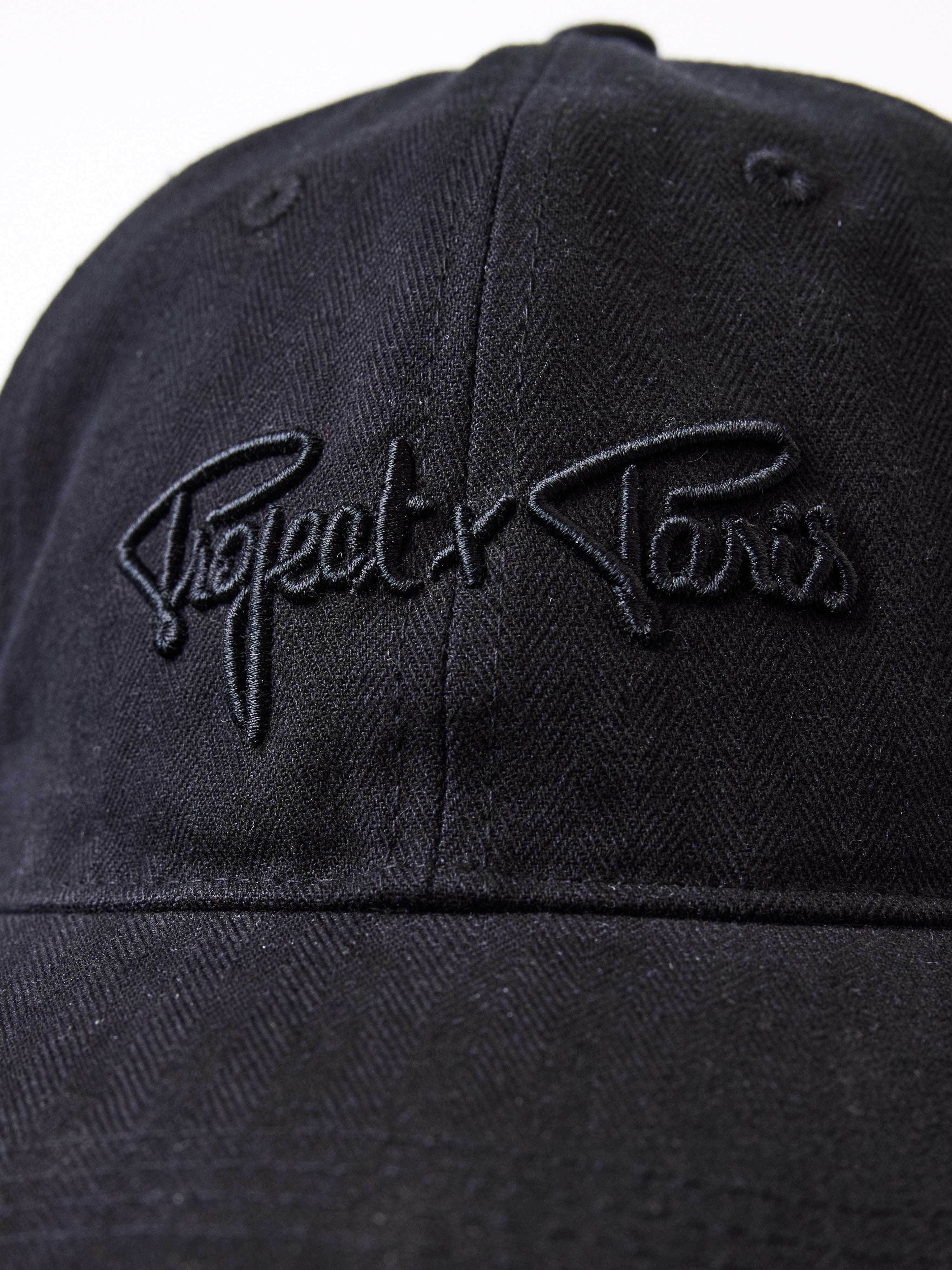 casquette-a-cordon-noir