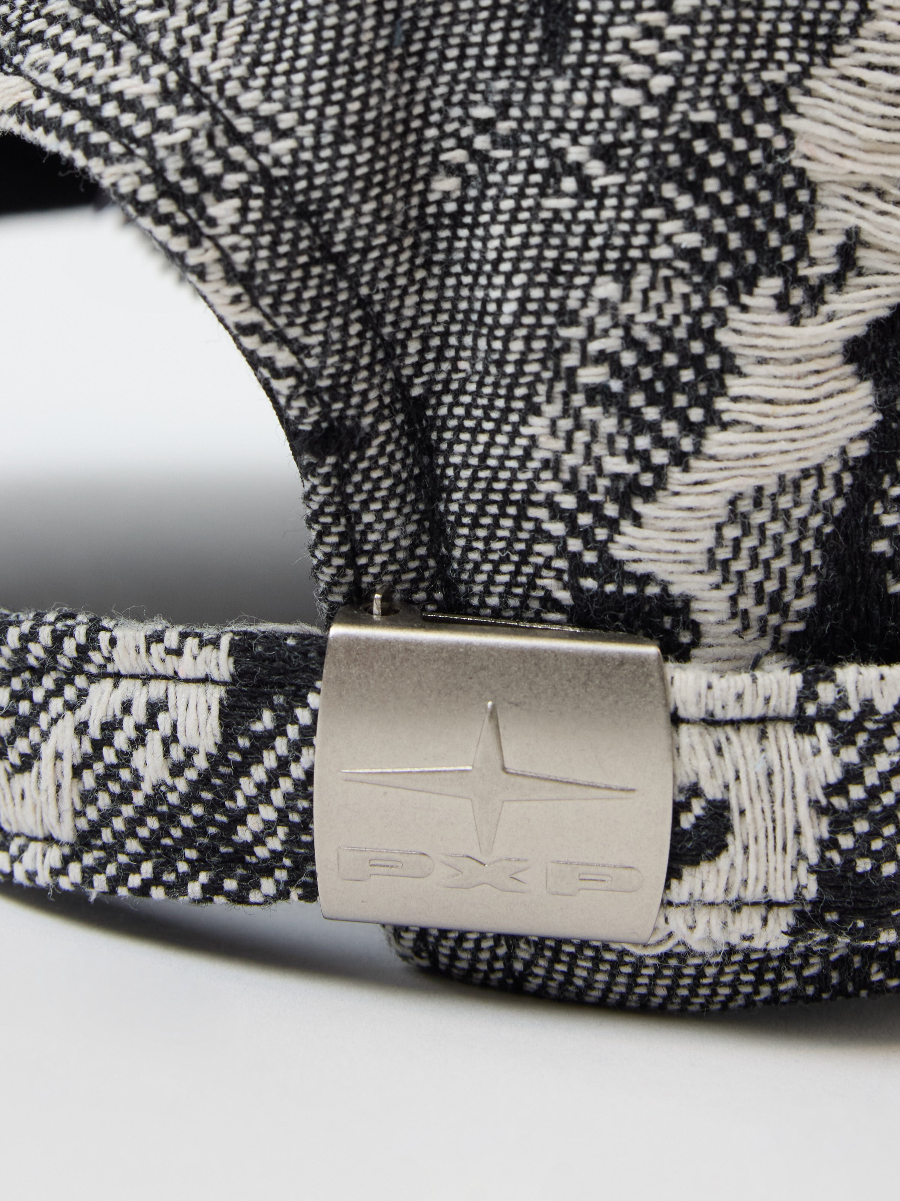 Abstract Pattern Cap-4