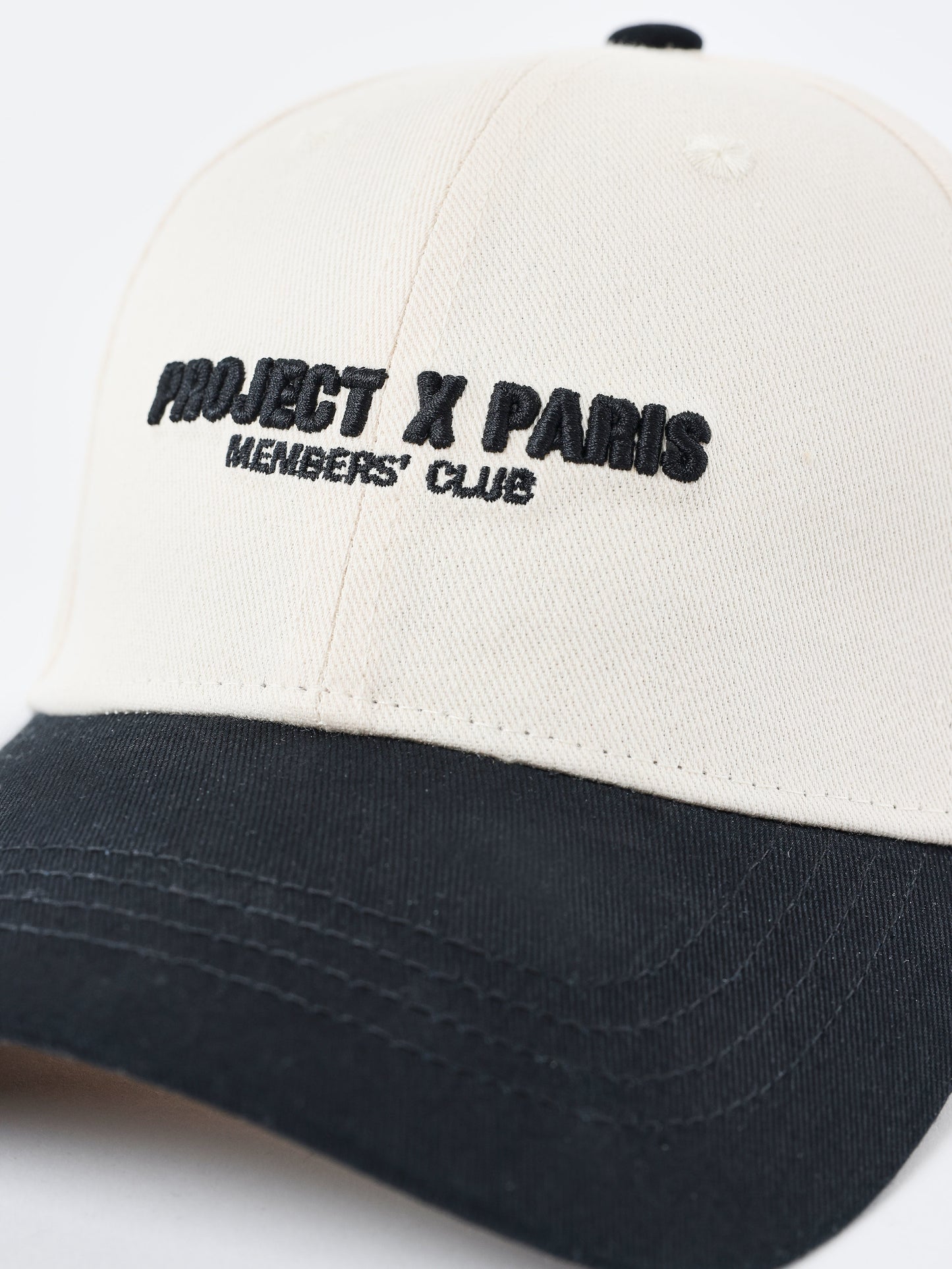 casquette-bicolore-member-s-club-noir-detailshot