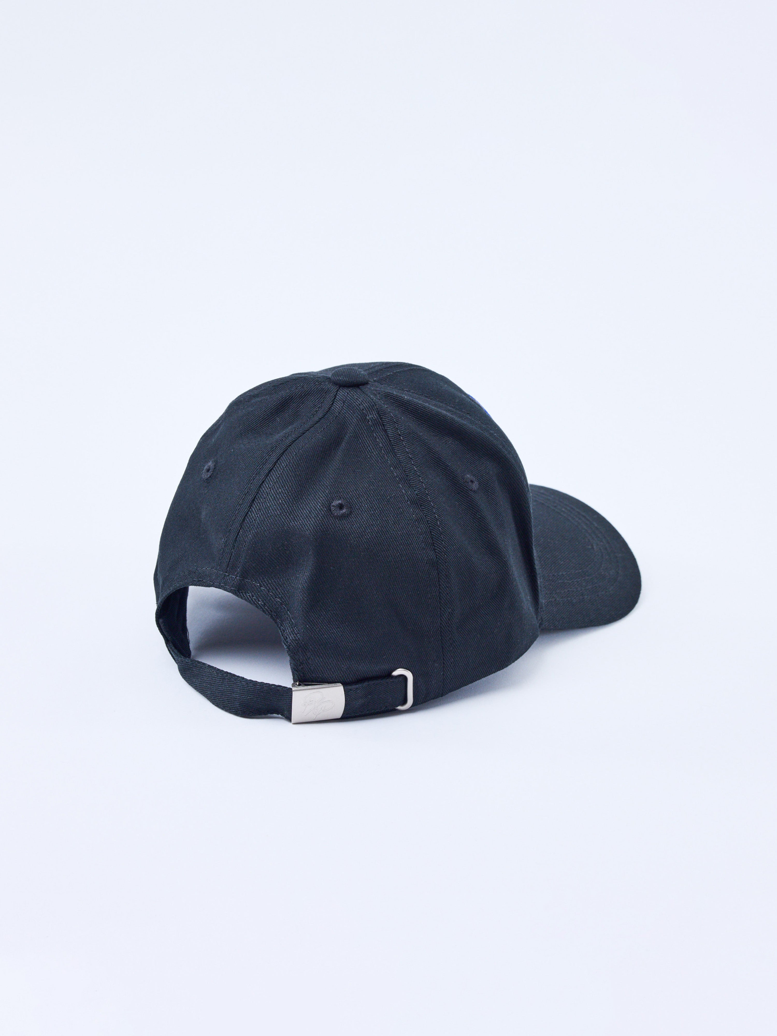 Cap mit Coldhearts-Stickerei-2