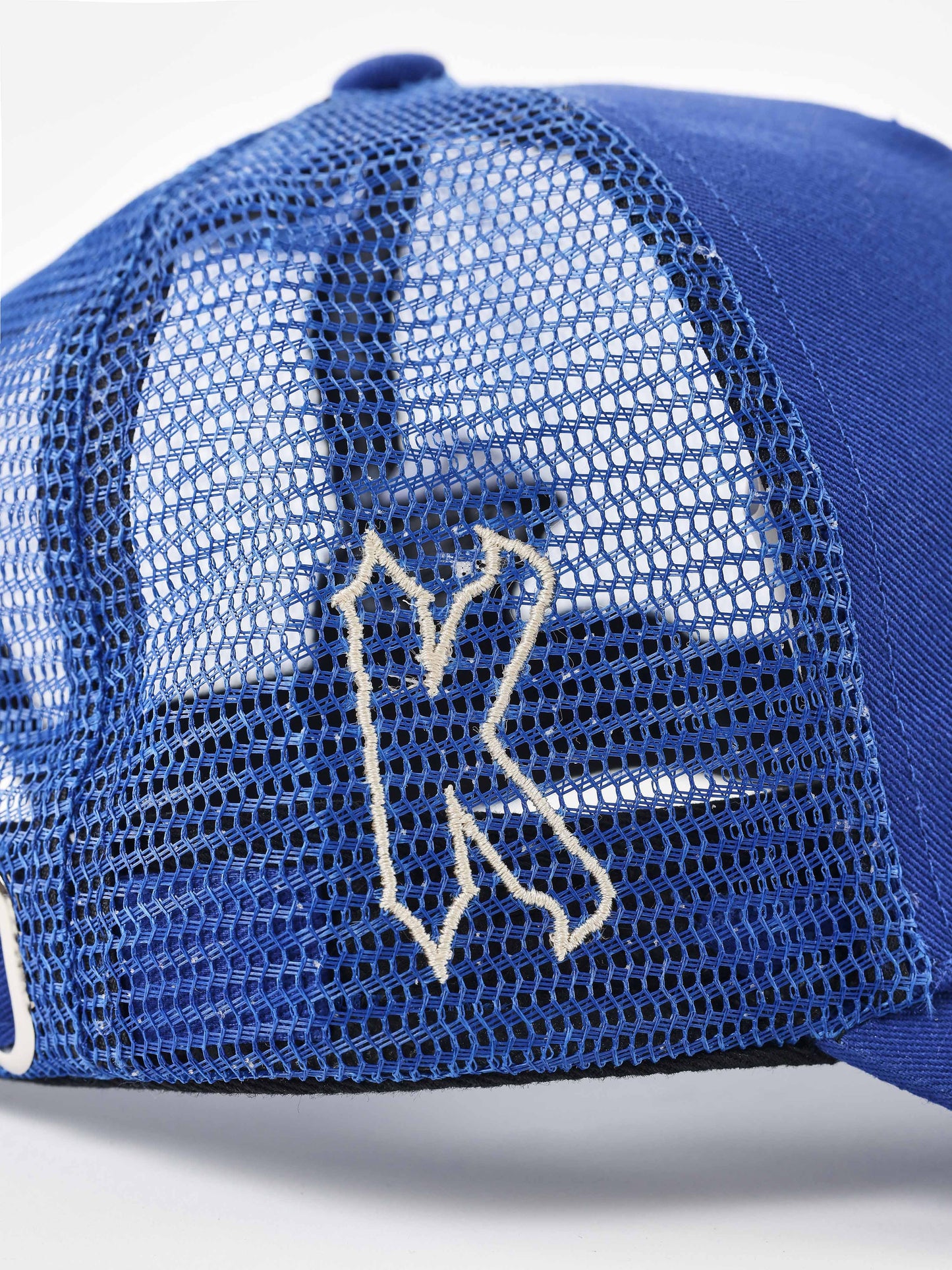casquette-filet-collaboration-kalash-bleu-electrique